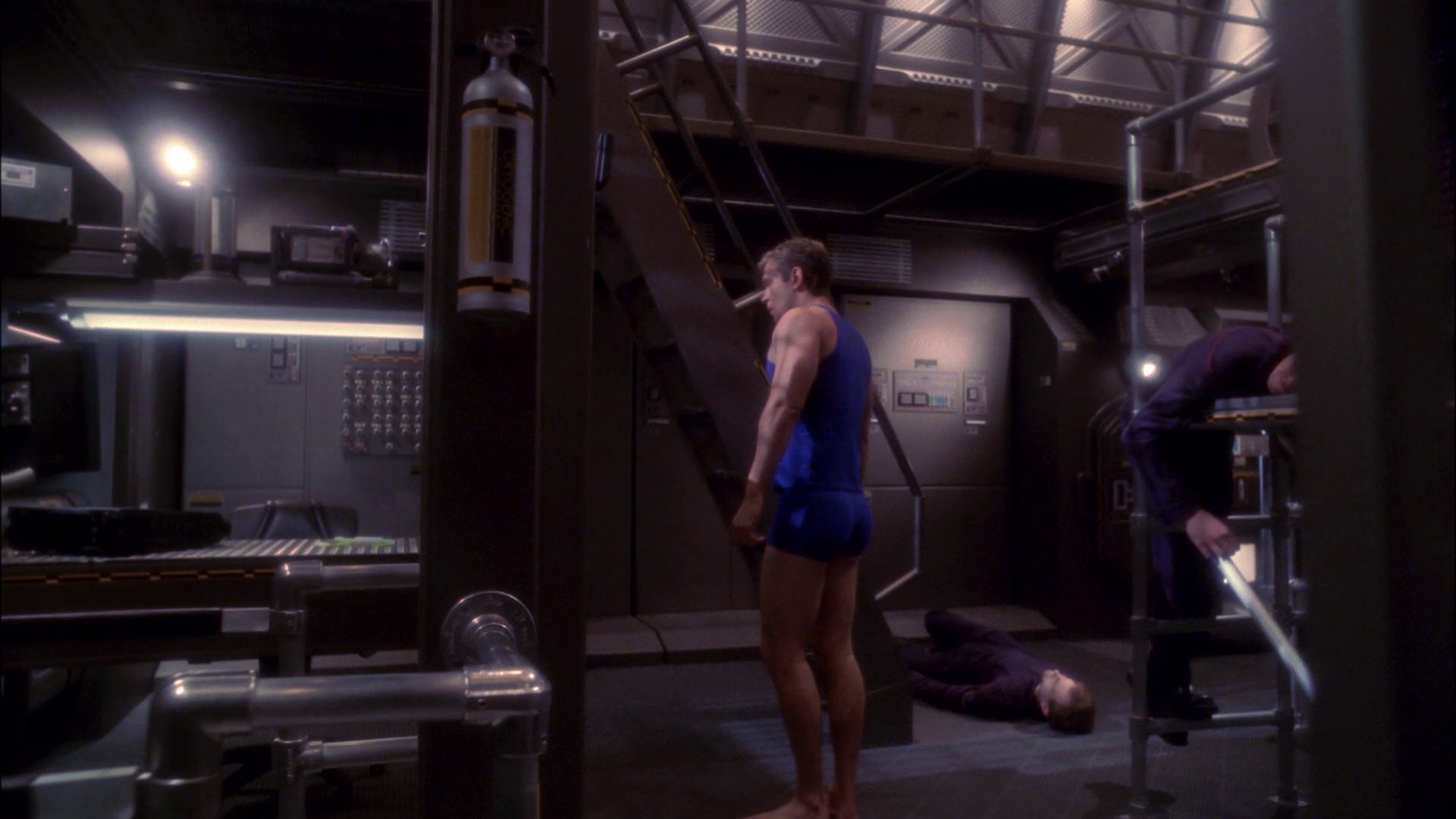 extant_StarTrek_ENT_1x19-Acquisition_0917.jpg