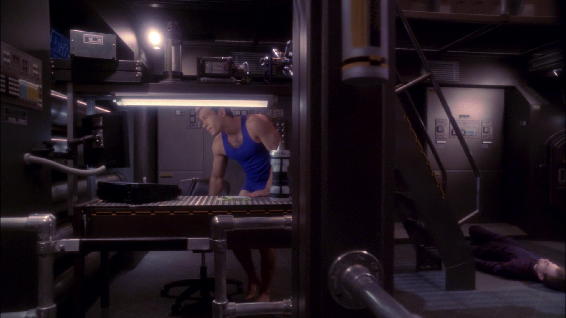 extant_StarTrek_ENT_1x19-Acquisition_0921.jpg