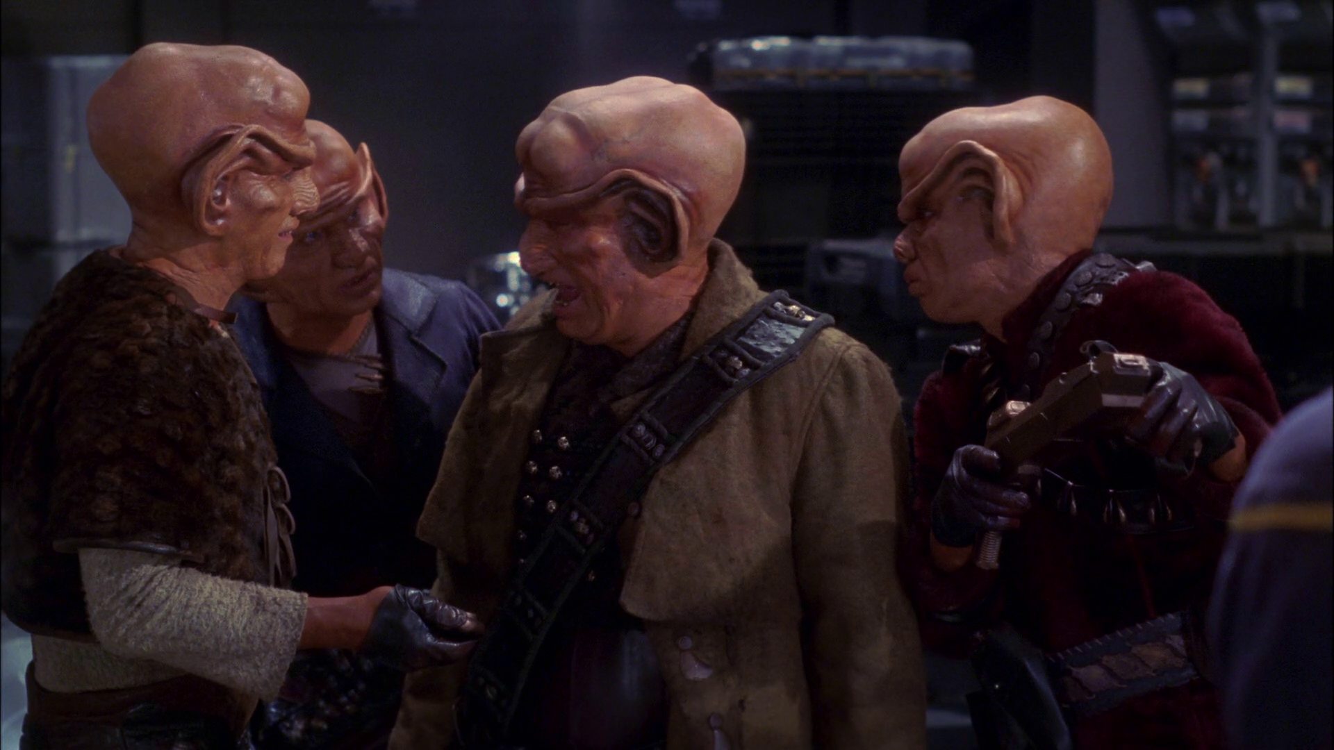 extant_StarTrek_ENT_1x19-Acquisition_1106.jpg