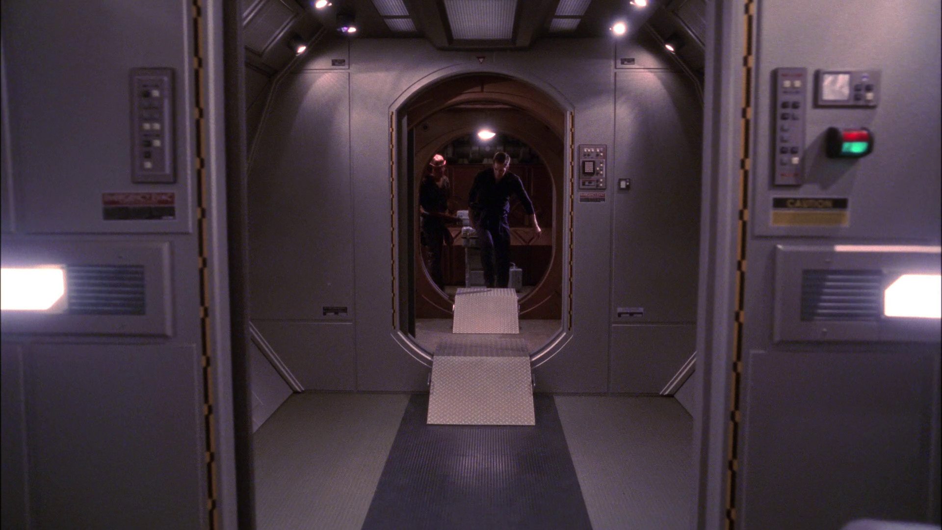 extant_StarTrek_ENT_1x19-Acquisition_1392.jpg