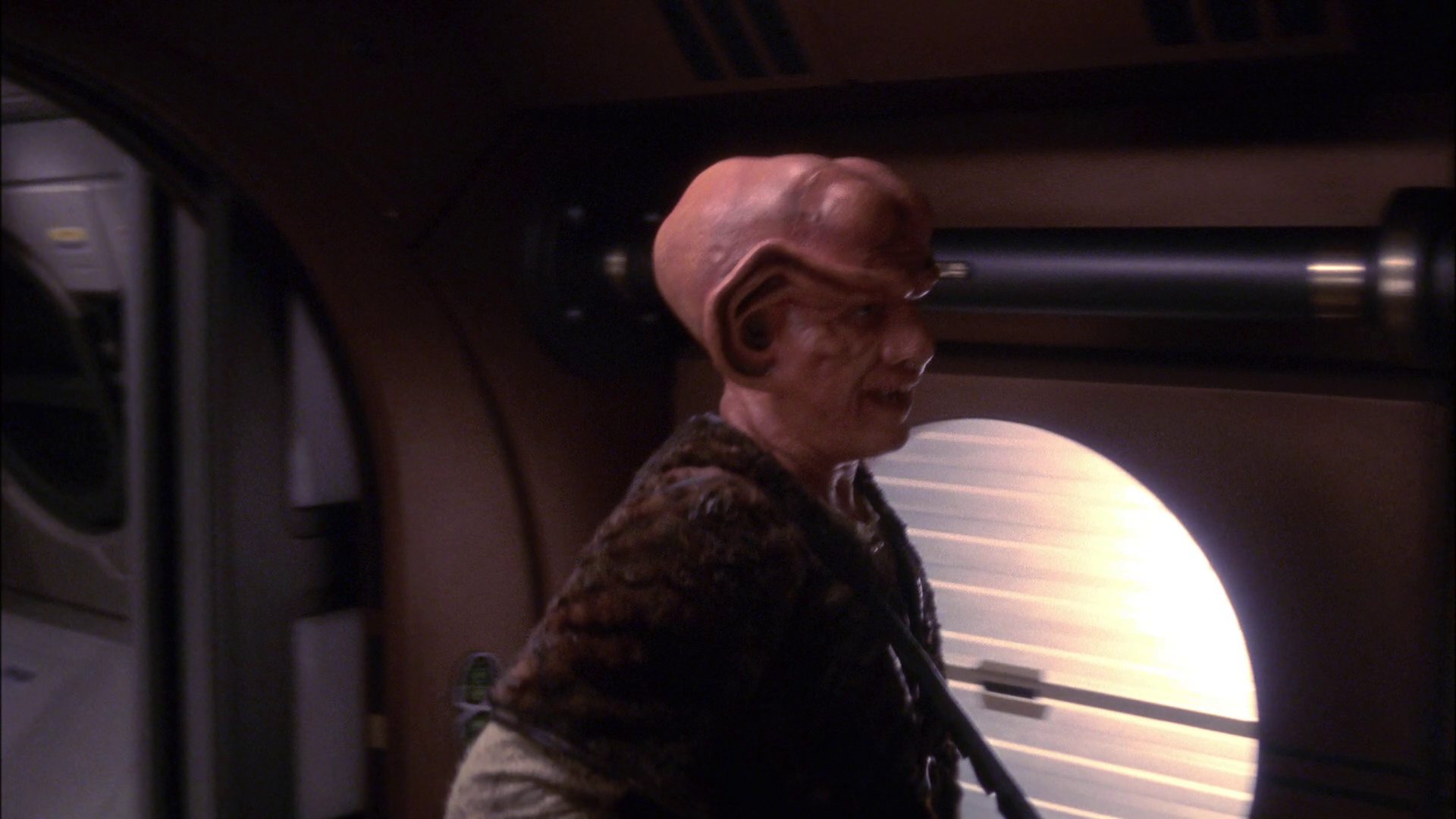 extant_StarTrek_ENT_1x19-Acquisition_1425.jpg
