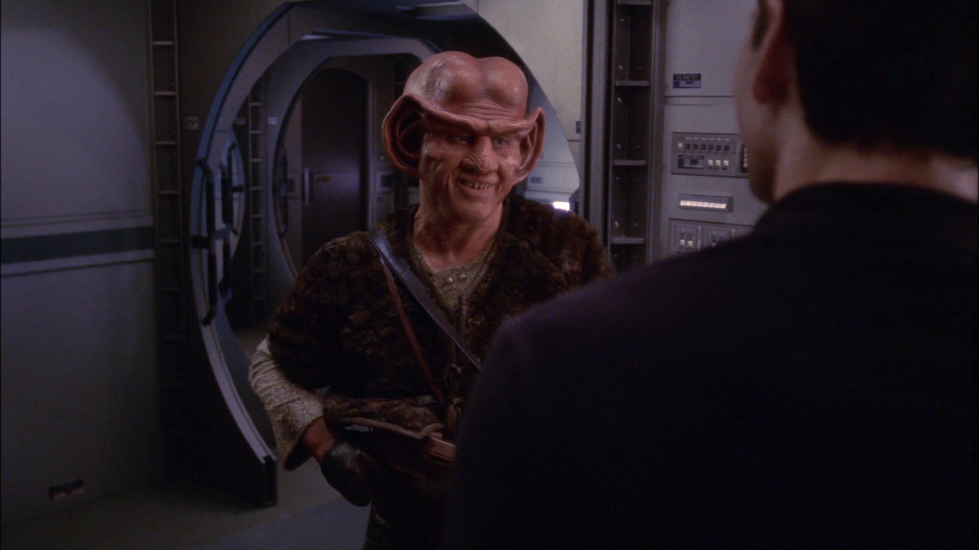 extant_StarTrek_ENT_1x19-Acquisition_1468.jpg