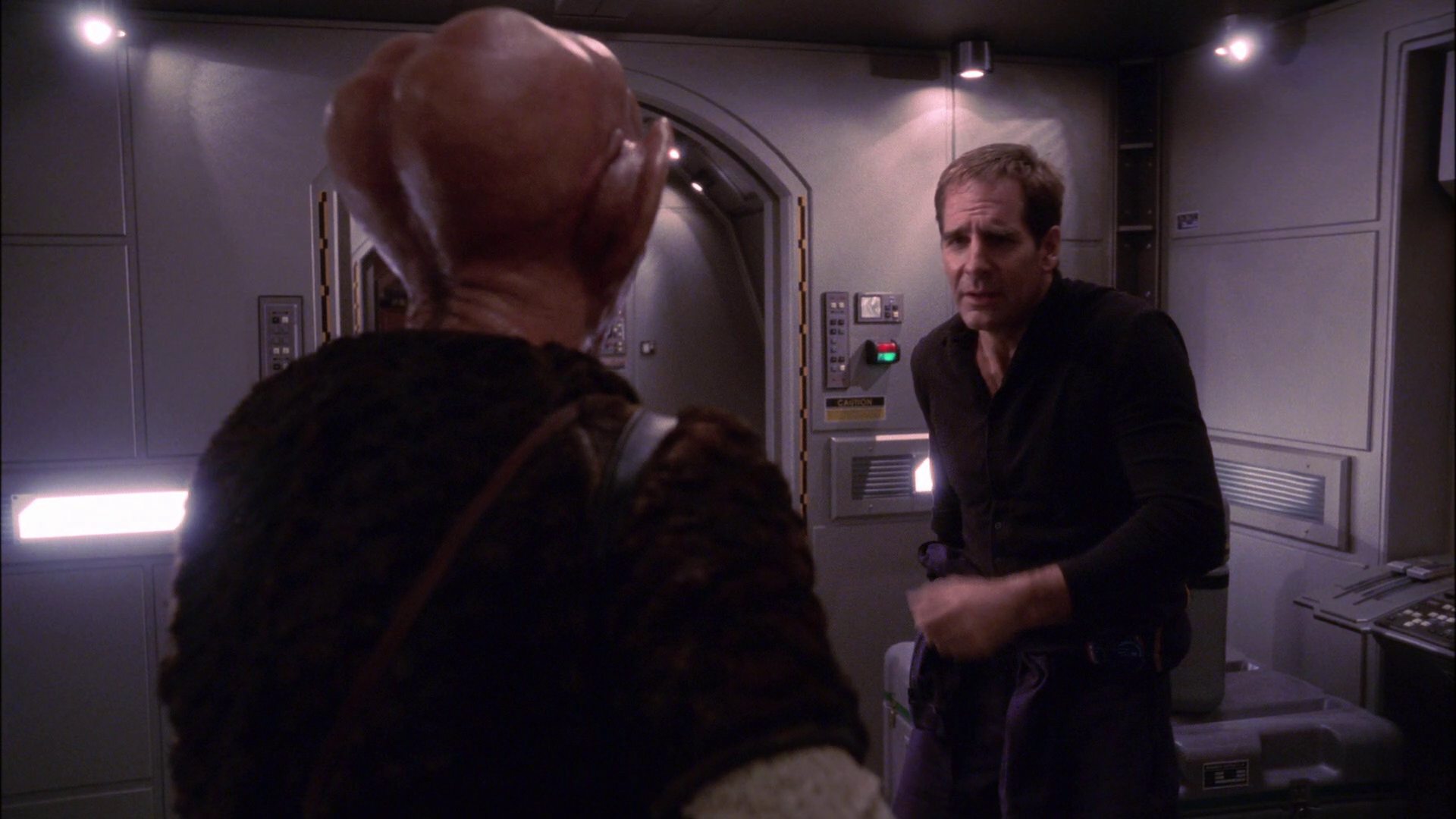 extant_StarTrek_ENT_1x19-Acquisition_1473.jpg