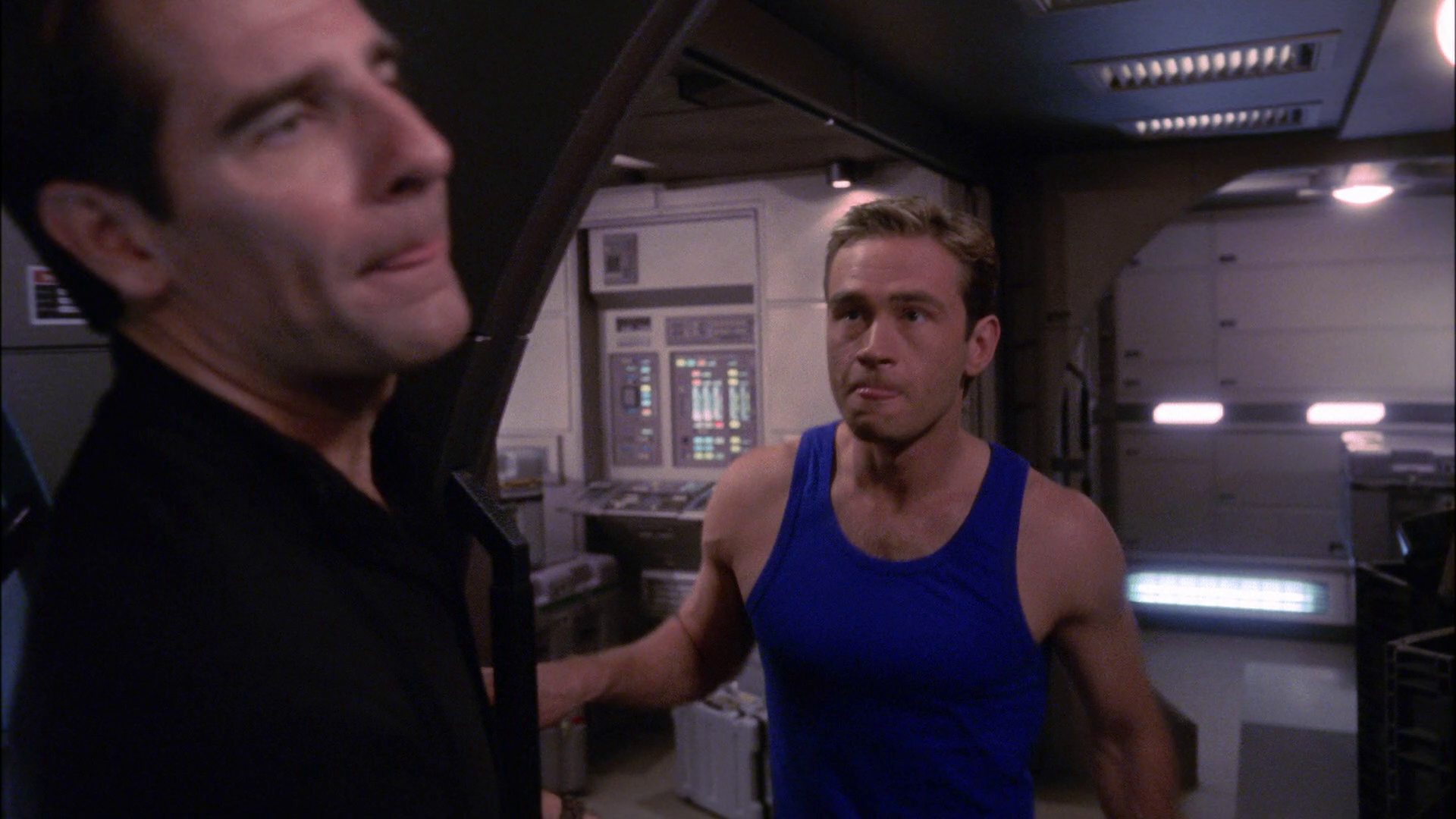 extant_StarTrek_ENT_1x19-Acquisition_1576.jpg