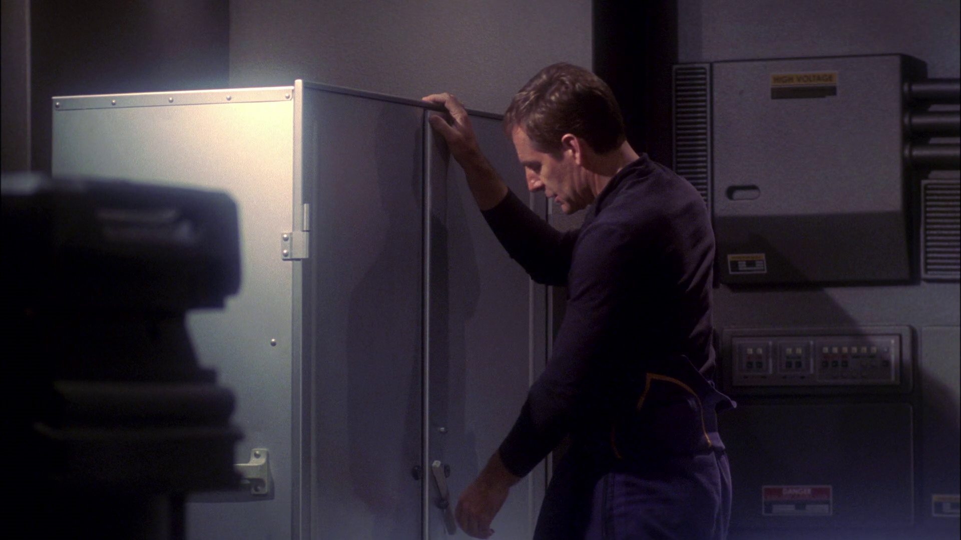 extant_StarTrek_ENT_1x19-Acquisition_1726.jpg