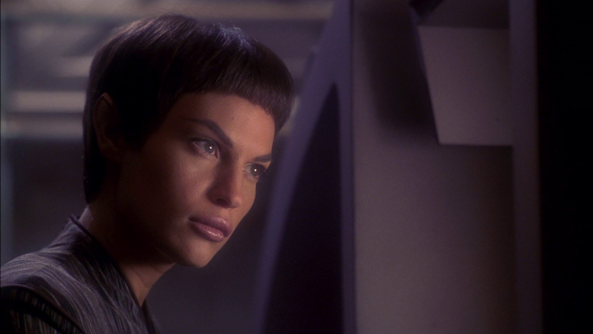 extant_StarTrek_ENT_1x19-Acquisition_1945.jpg