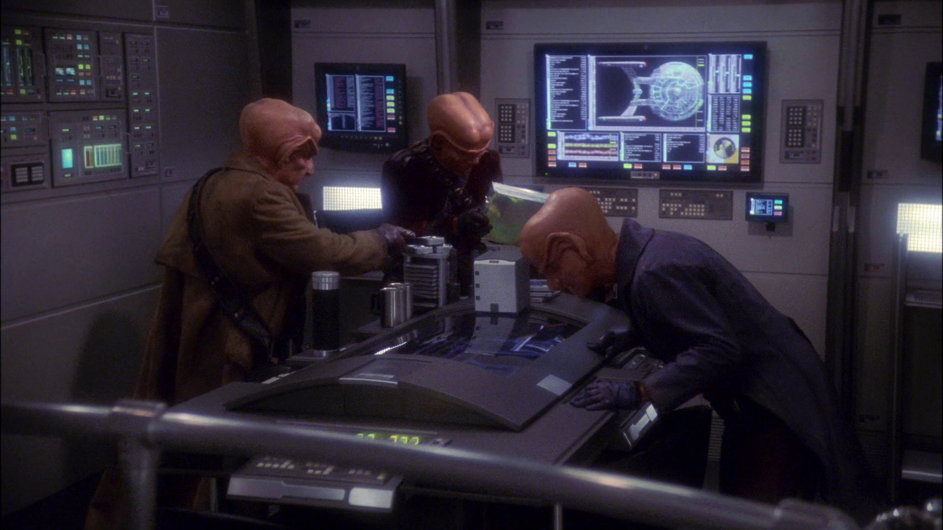 extant_StarTrek_ENT_1x19-Acquisition_2042.jpg