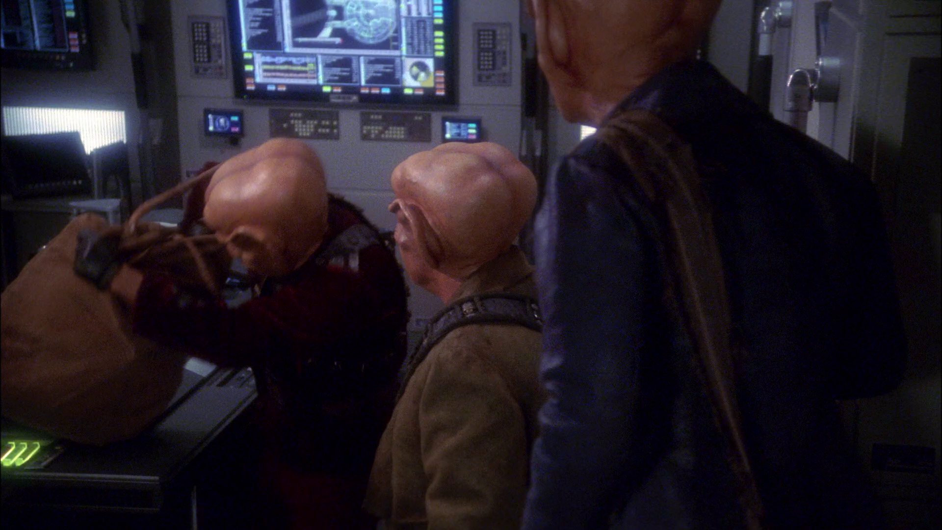 extant_StarTrek_ENT_1x19-Acquisition_2200.jpg