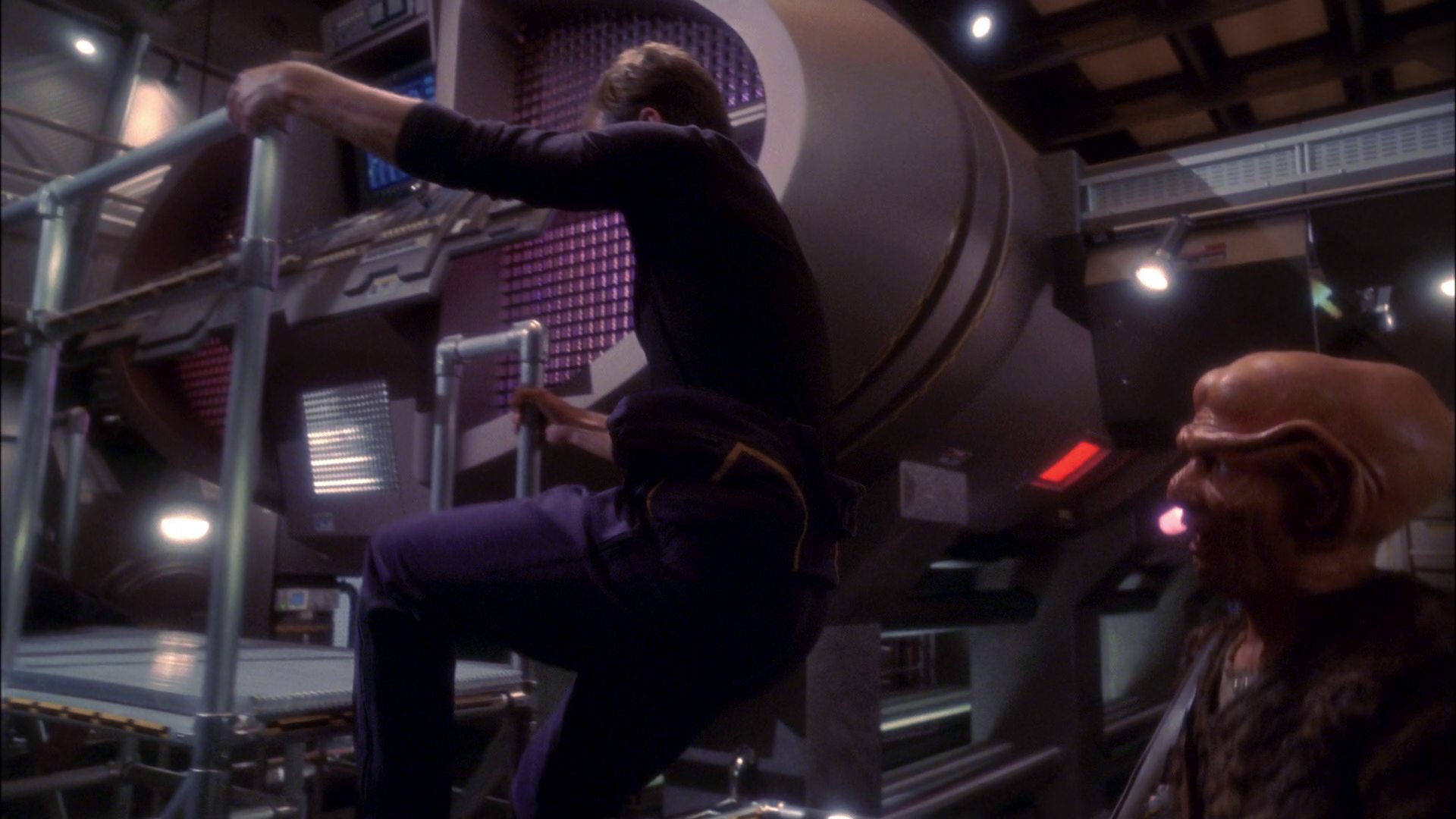 extant_StarTrek_ENT_1x19-Acquisition_2290.jpg