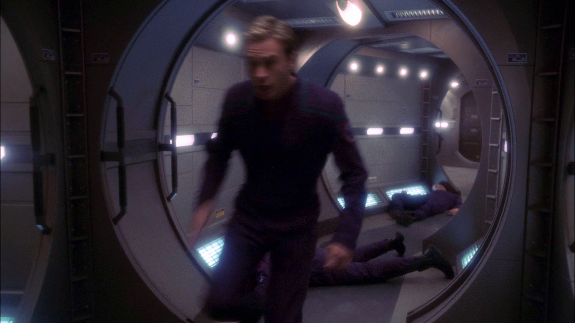 extant_StarTrek_ENT_1x19-Acquisition_2558.jpg