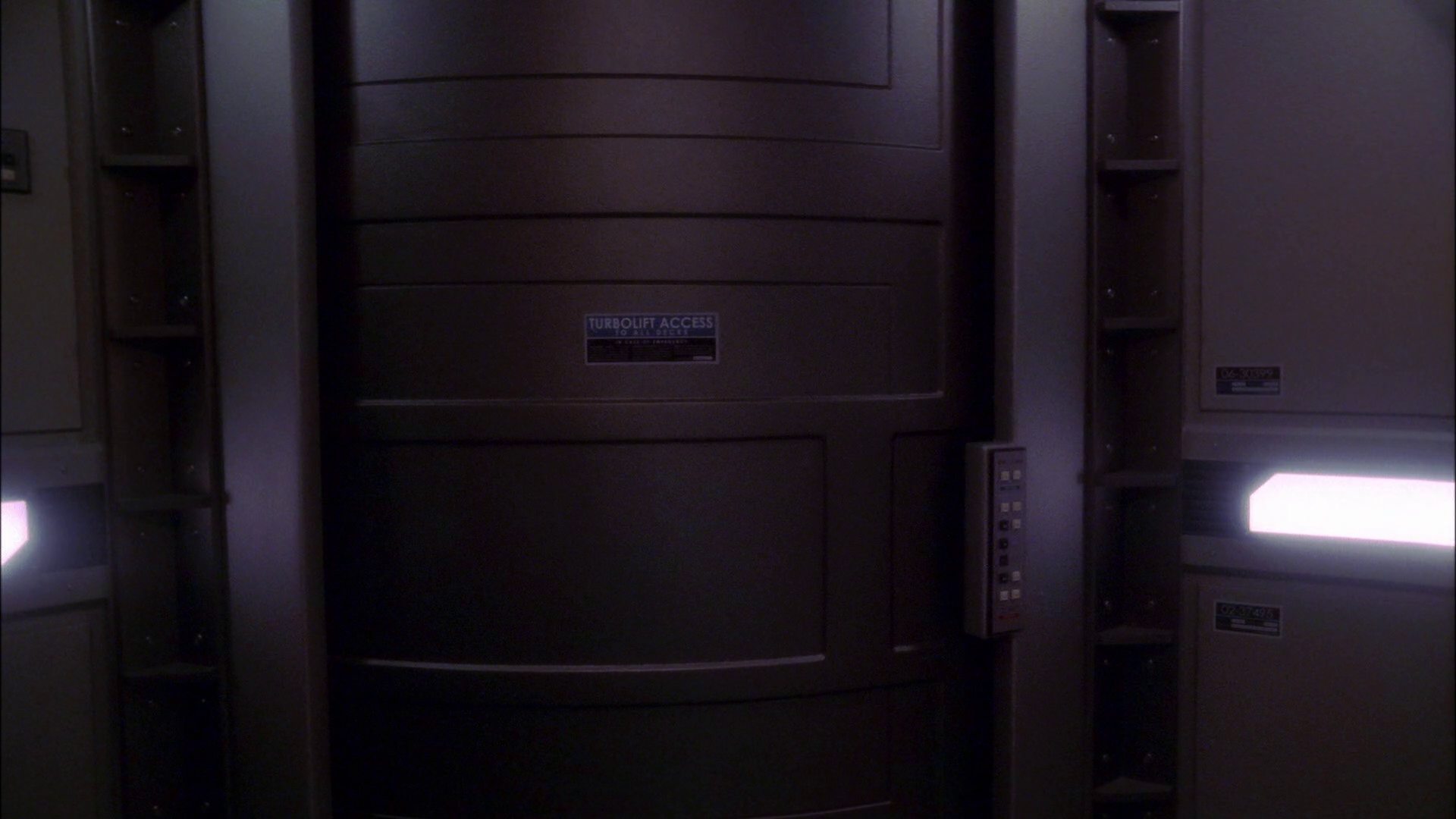 extant_StarTrek_ENT_1x19-Acquisition_2567.jpg
