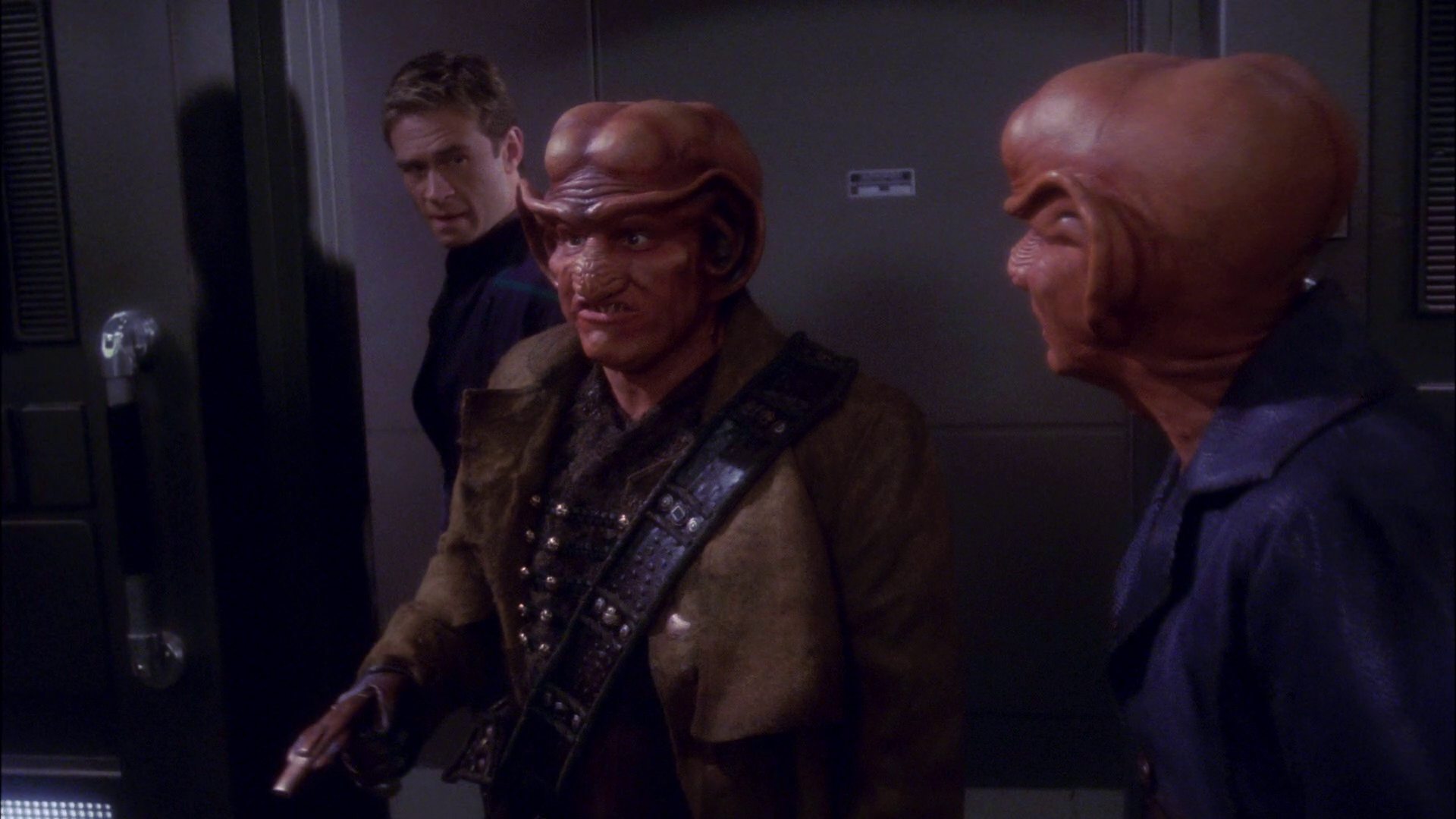 extant_StarTrek_ENT_1x19-Acquisition_2937.jpg