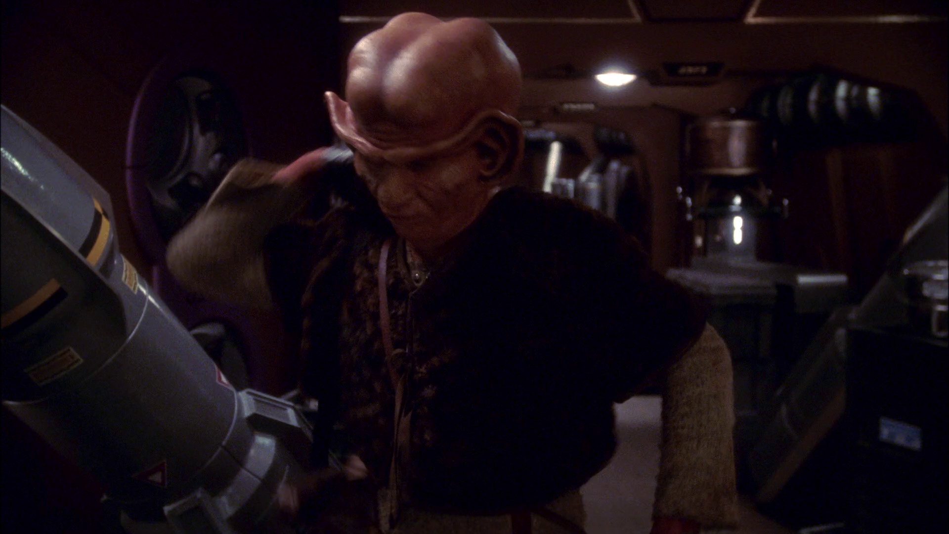 extant_StarTrek_ENT_1x19-Acquisition_3118.jpg
