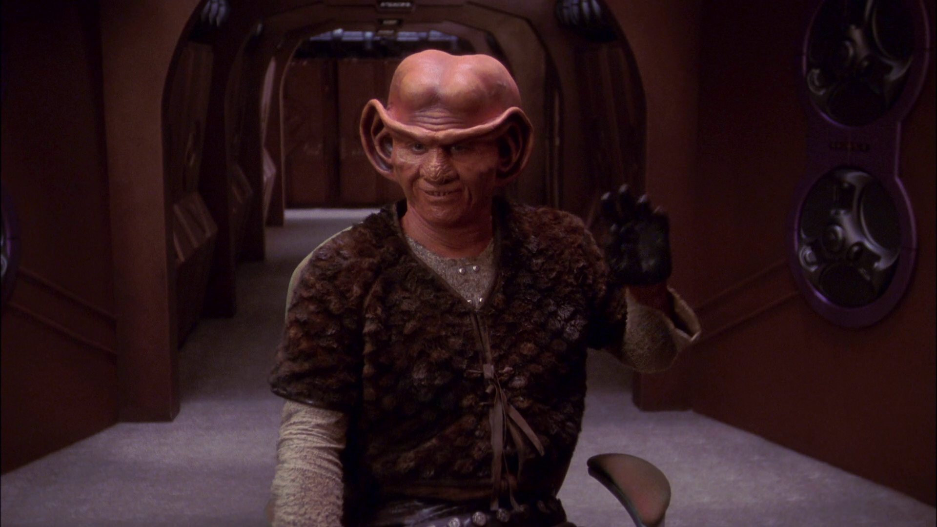 extant_StarTrek_ENT_1x19-Acquisition_3659.jpg