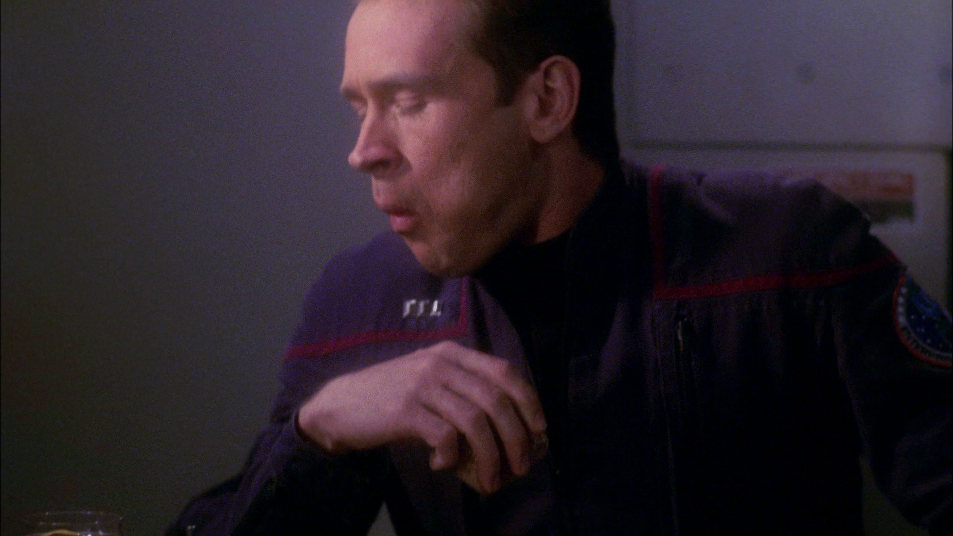 extant_StarTrek_ENT_1x20-Oasis_0008.jpg