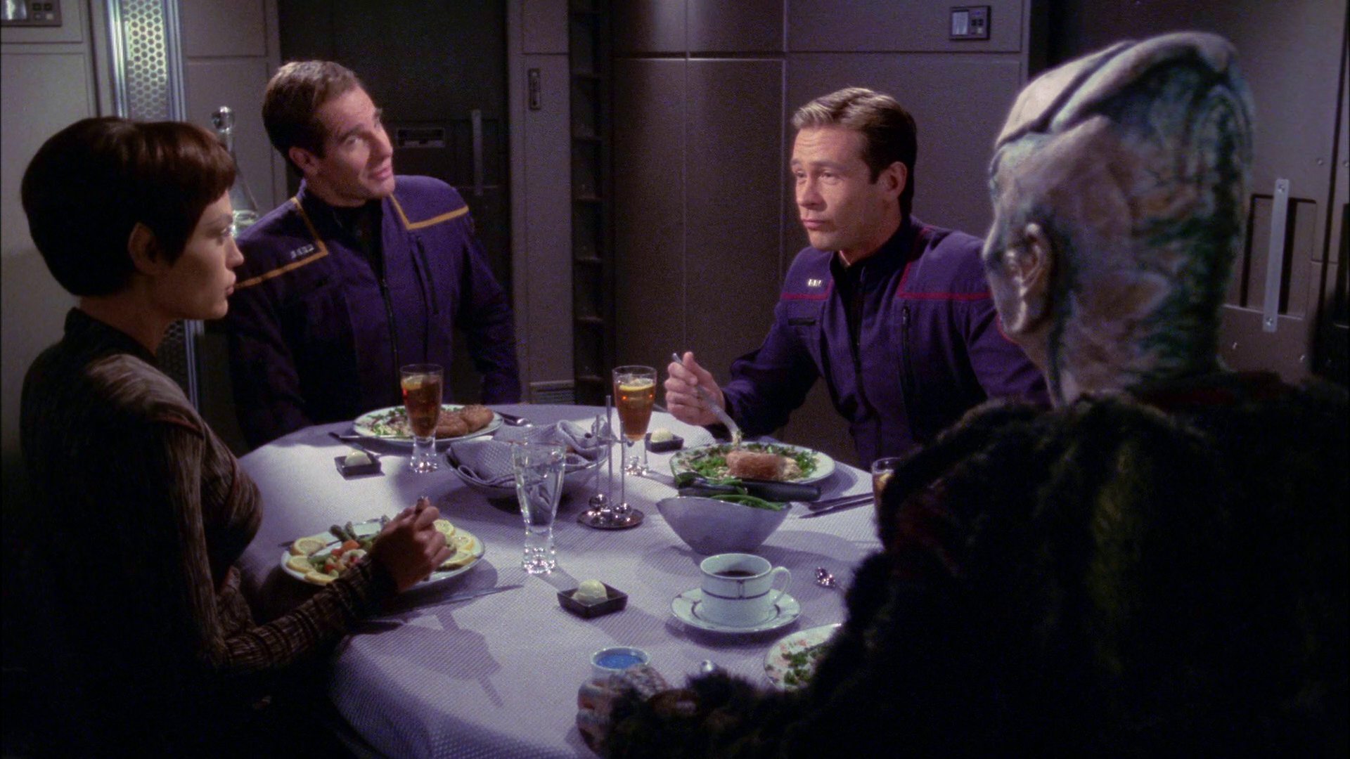extant_StarTrek_ENT_1x20-Oasis_0064.jpg