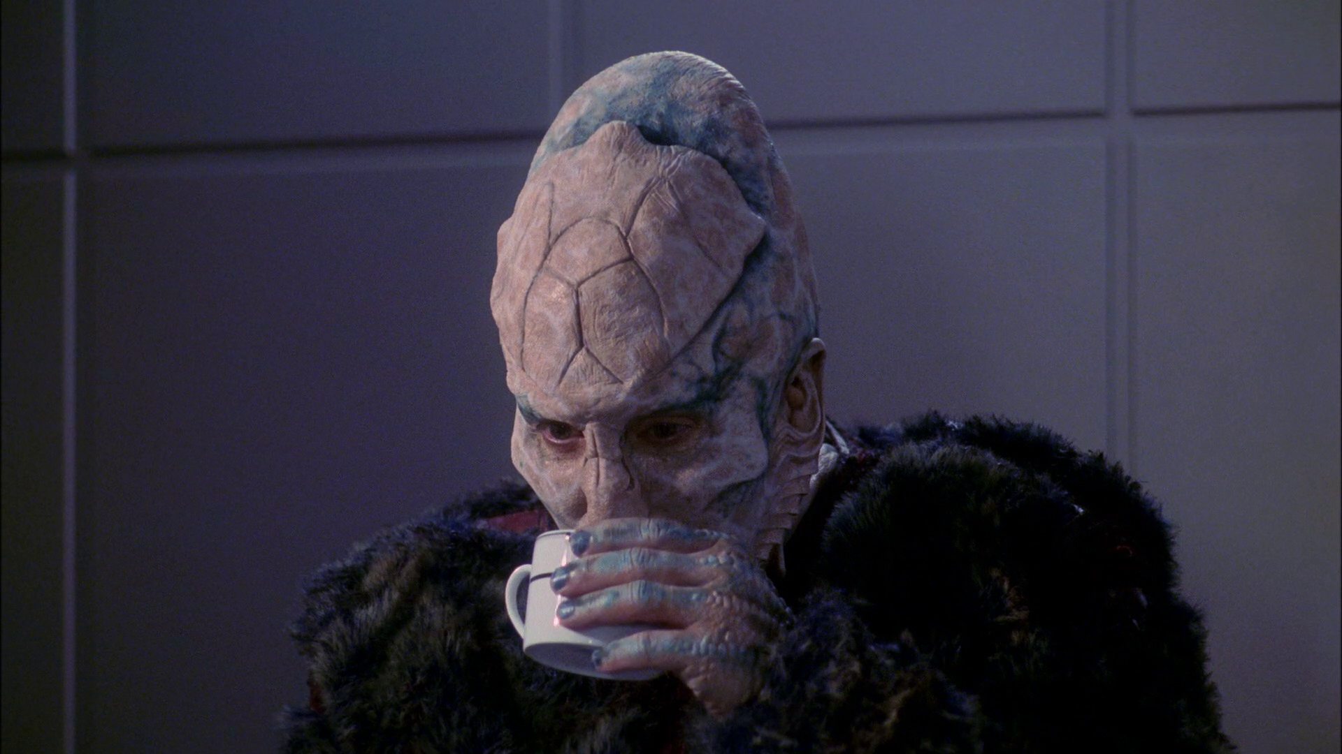extant_StarTrek_ENT_1x20-Oasis_0098.jpg
