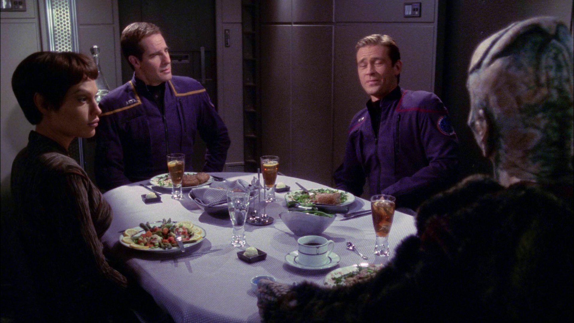 extant_StarTrek_ENT_1x20-Oasis_0196.jpg