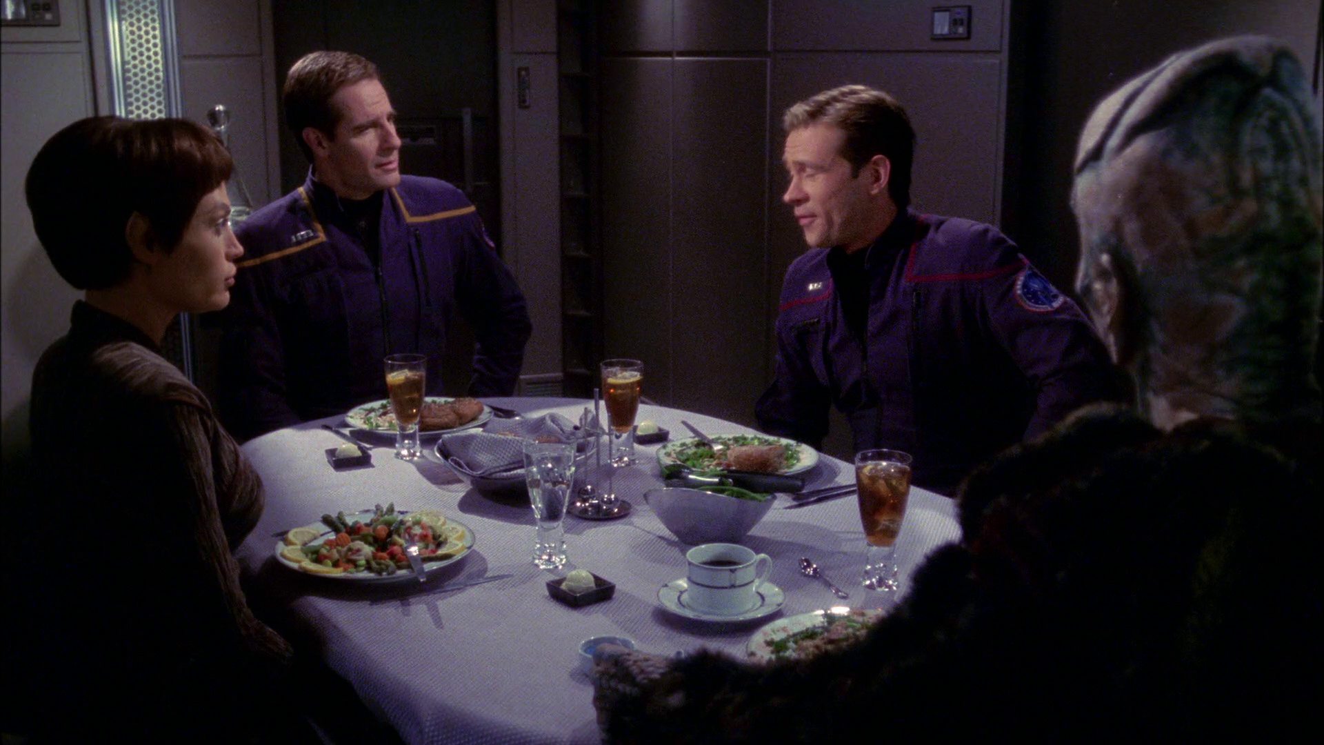 extant_StarTrek_ENT_1x20-Oasis_0198.jpg