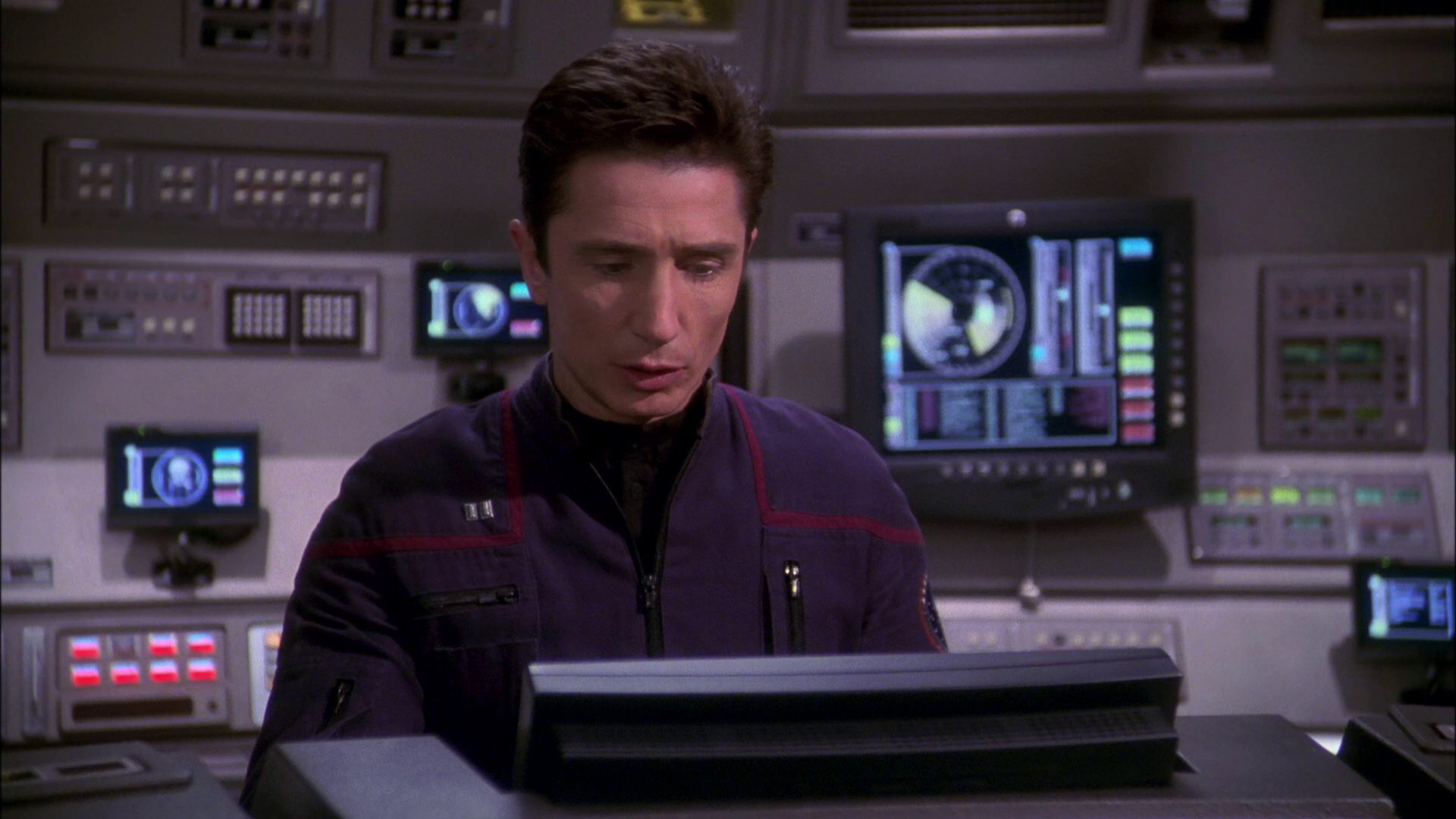 extant_StarTrek_ENT_1x20-Oasis_0336.jpg