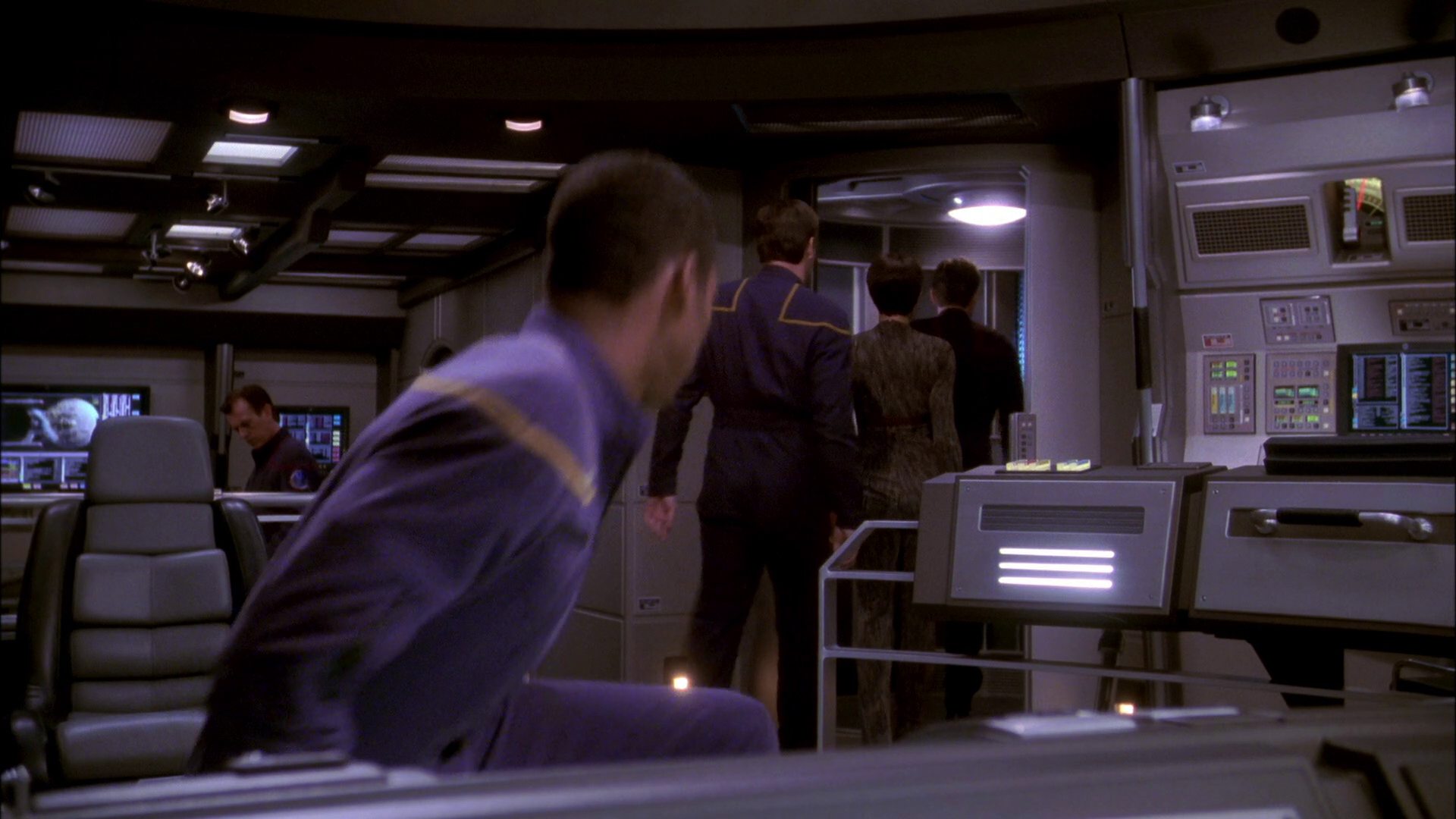 extant_StarTrek_ENT_1x20-Oasis_0422.jpg