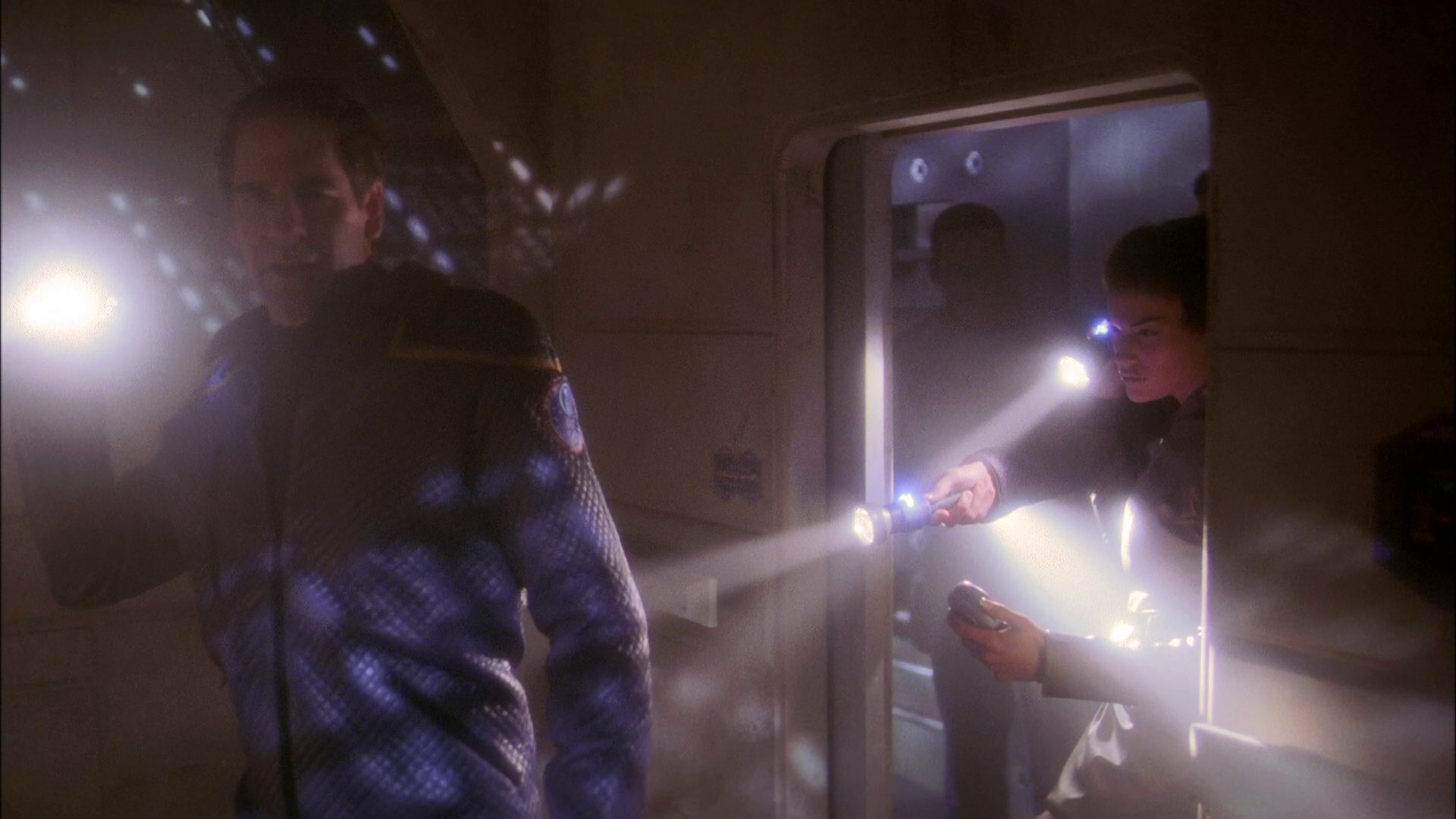 extant_StarTrek_ENT_1x20-Oasis_0445.jpg