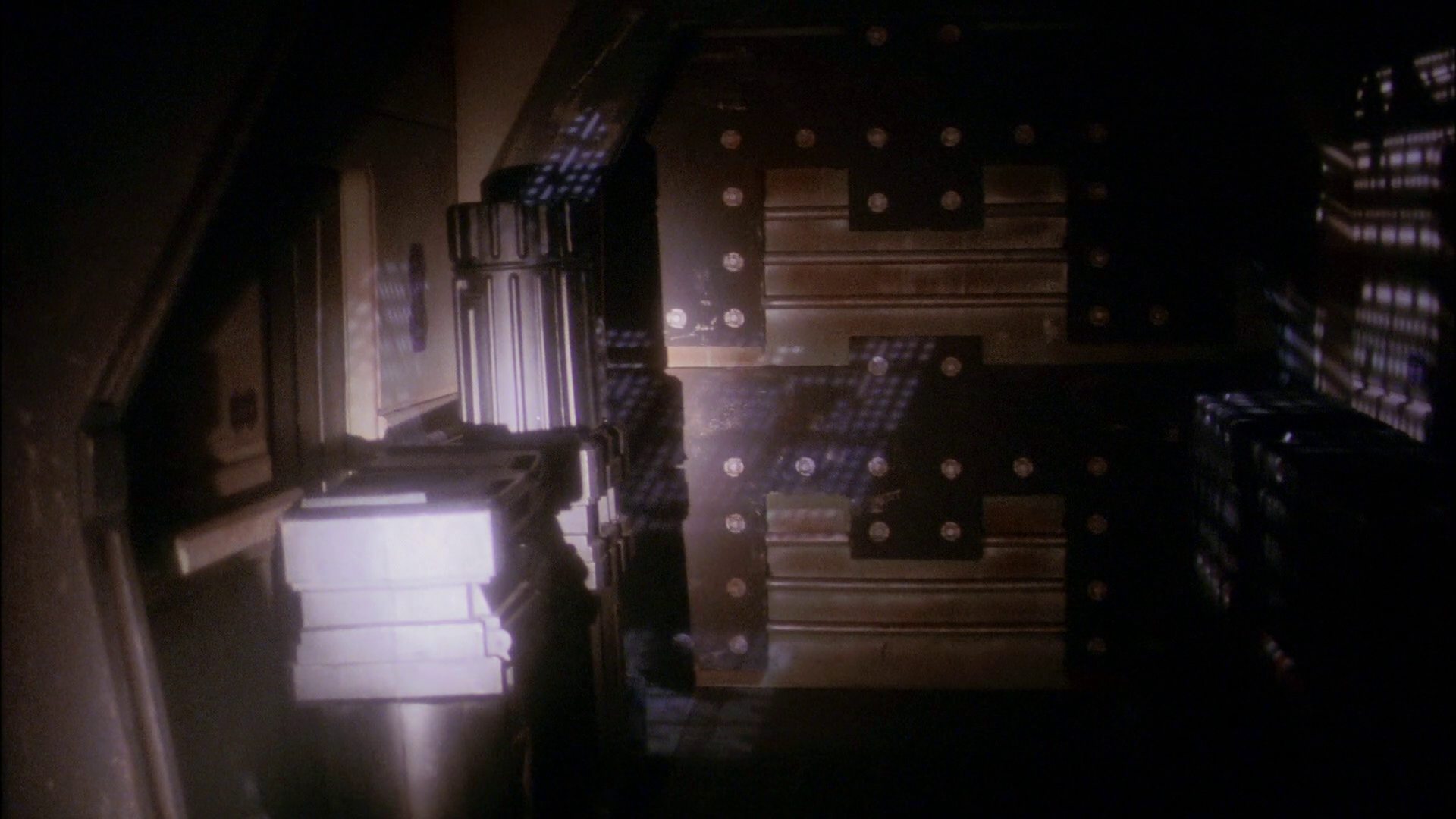 extant_StarTrek_ENT_1x20-Oasis_0448.jpg
