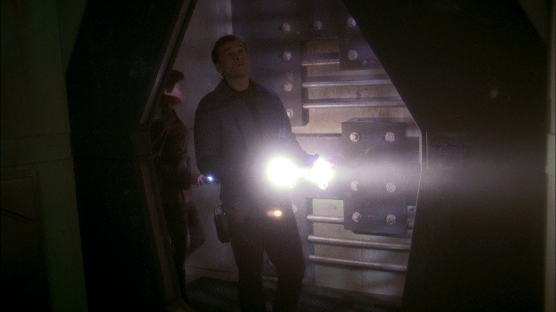 extant_StarTrek_ENT_1x20-Oasis_0531.jpg