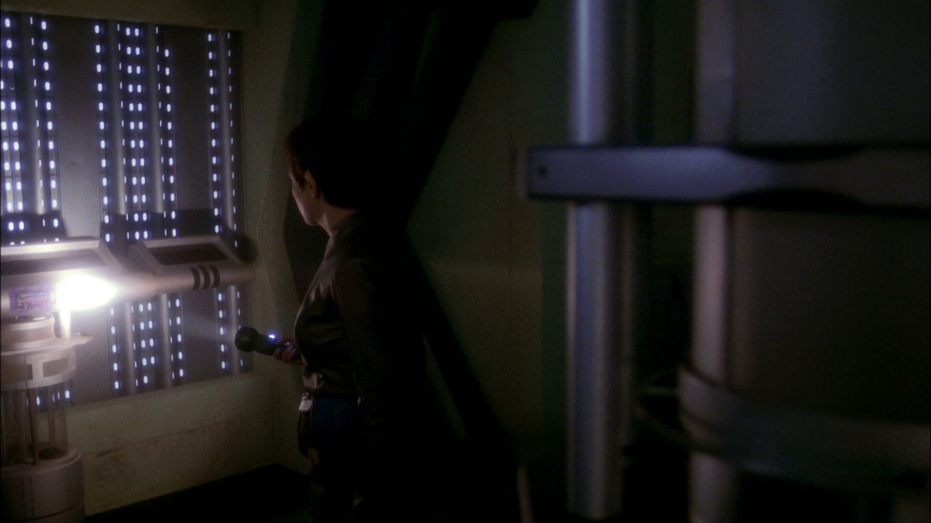 extant_StarTrek_ENT_1x20-Oasis_0550.jpg