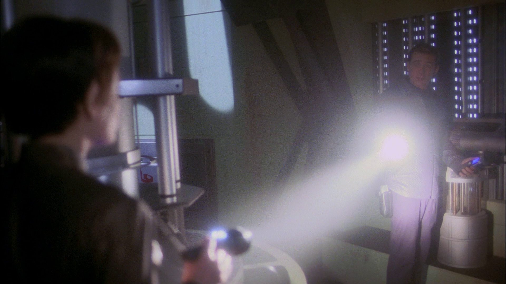 extant_StarTrek_ENT_1x20-Oasis_0601.jpg