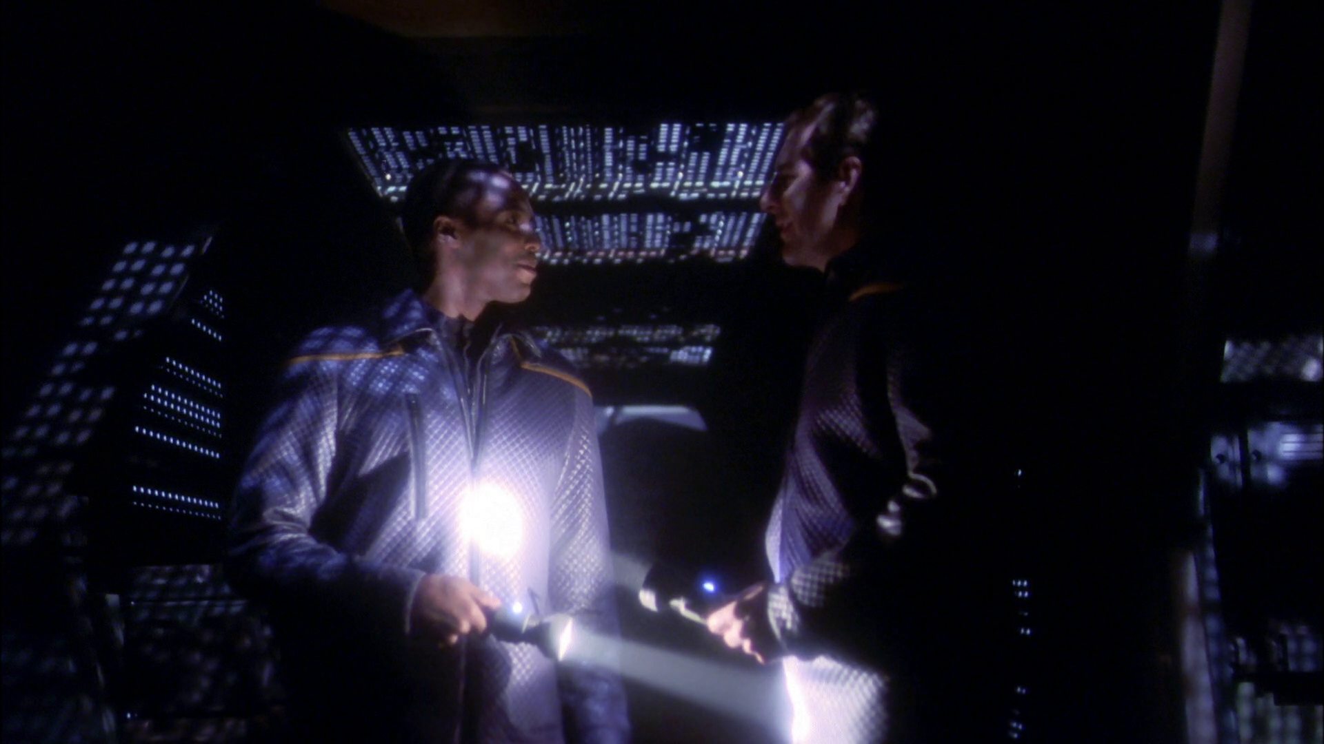 extant_StarTrek_ENT_1x20-Oasis_0674.jpg