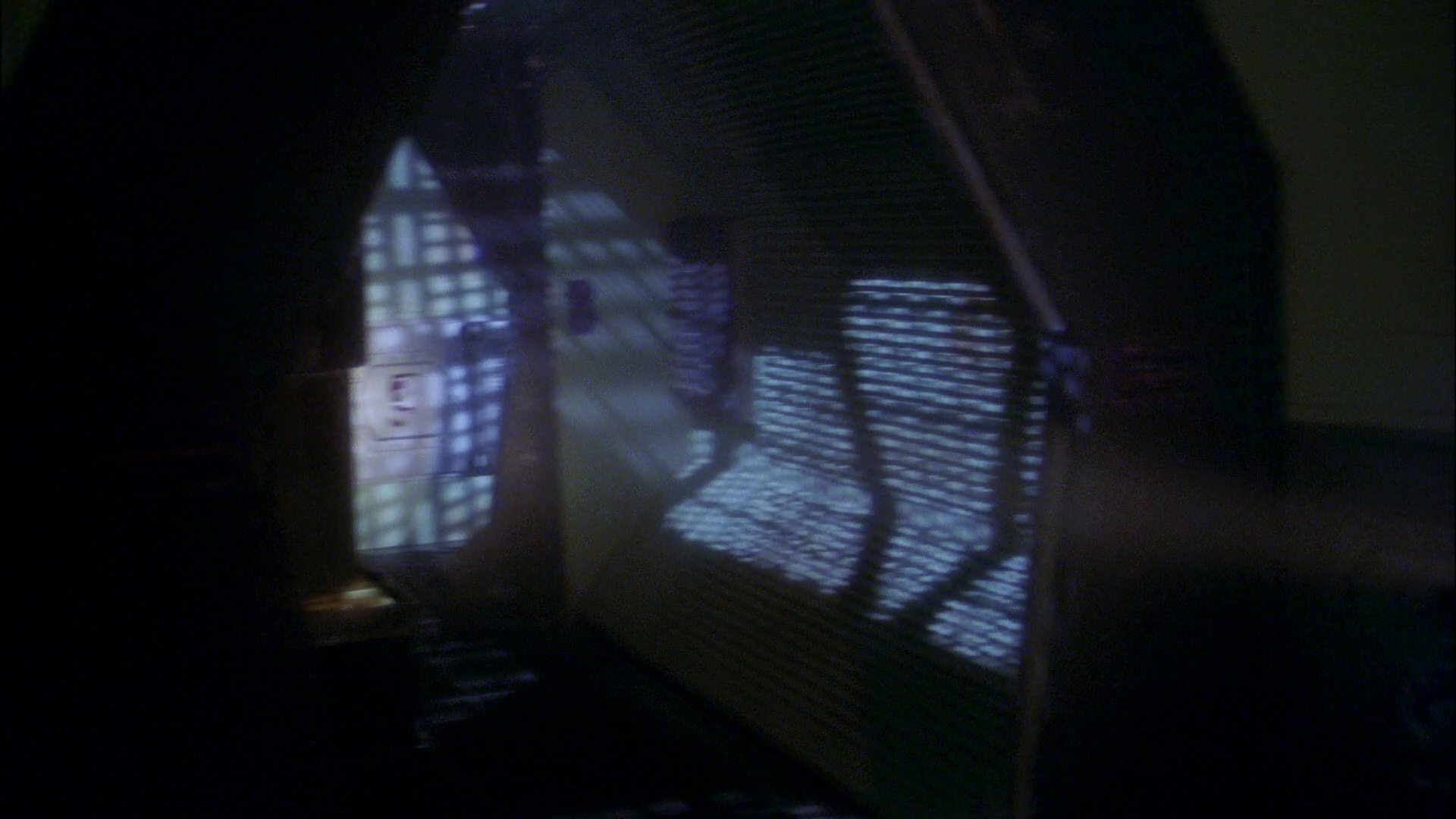 extant_StarTrek_ENT_1x20-Oasis_0733.jpg