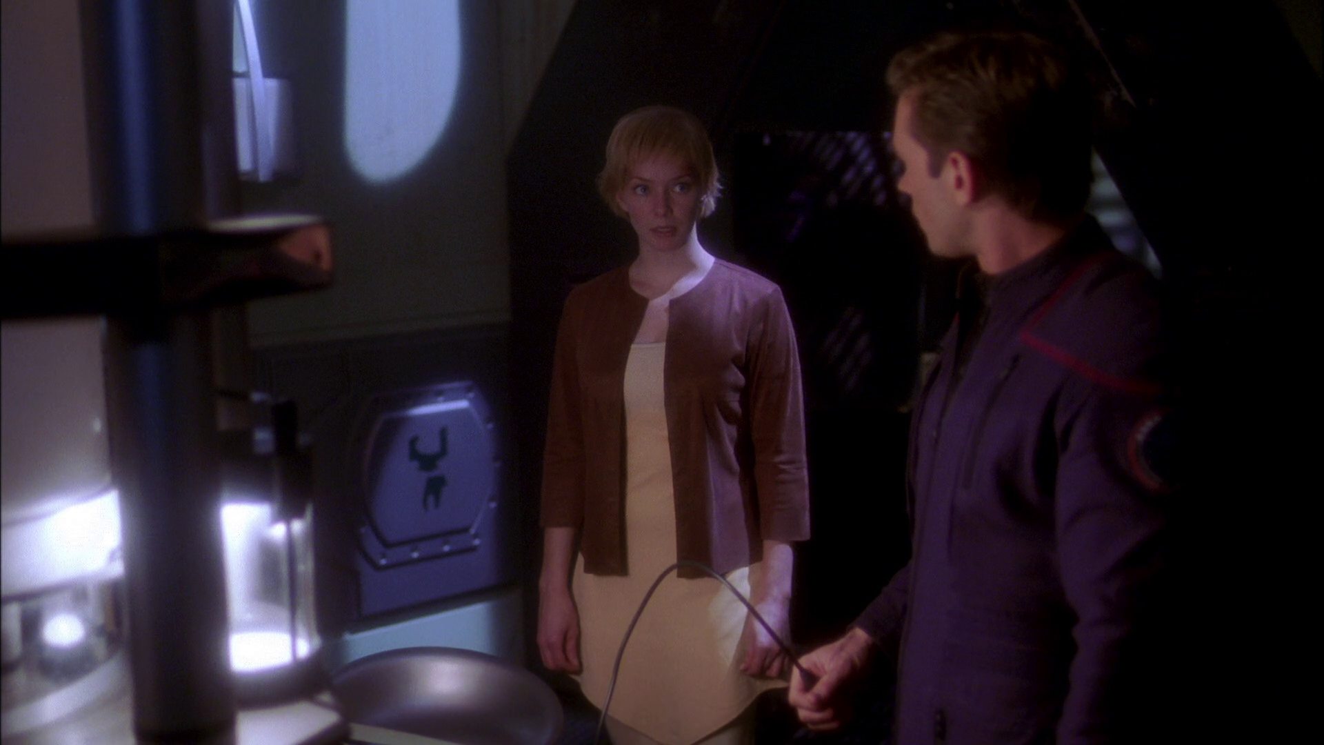 extant_StarTrek_ENT_1x20-Oasis_1155.jpg