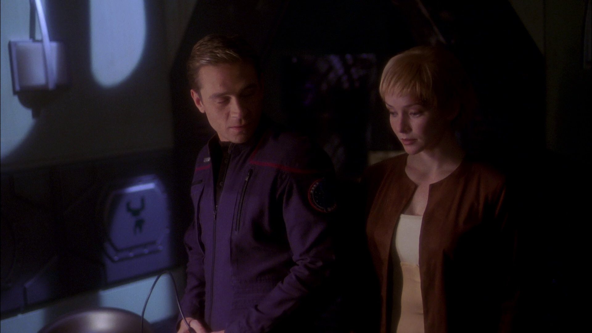 extant_StarTrek_ENT_1x20-Oasis_1180.jpg