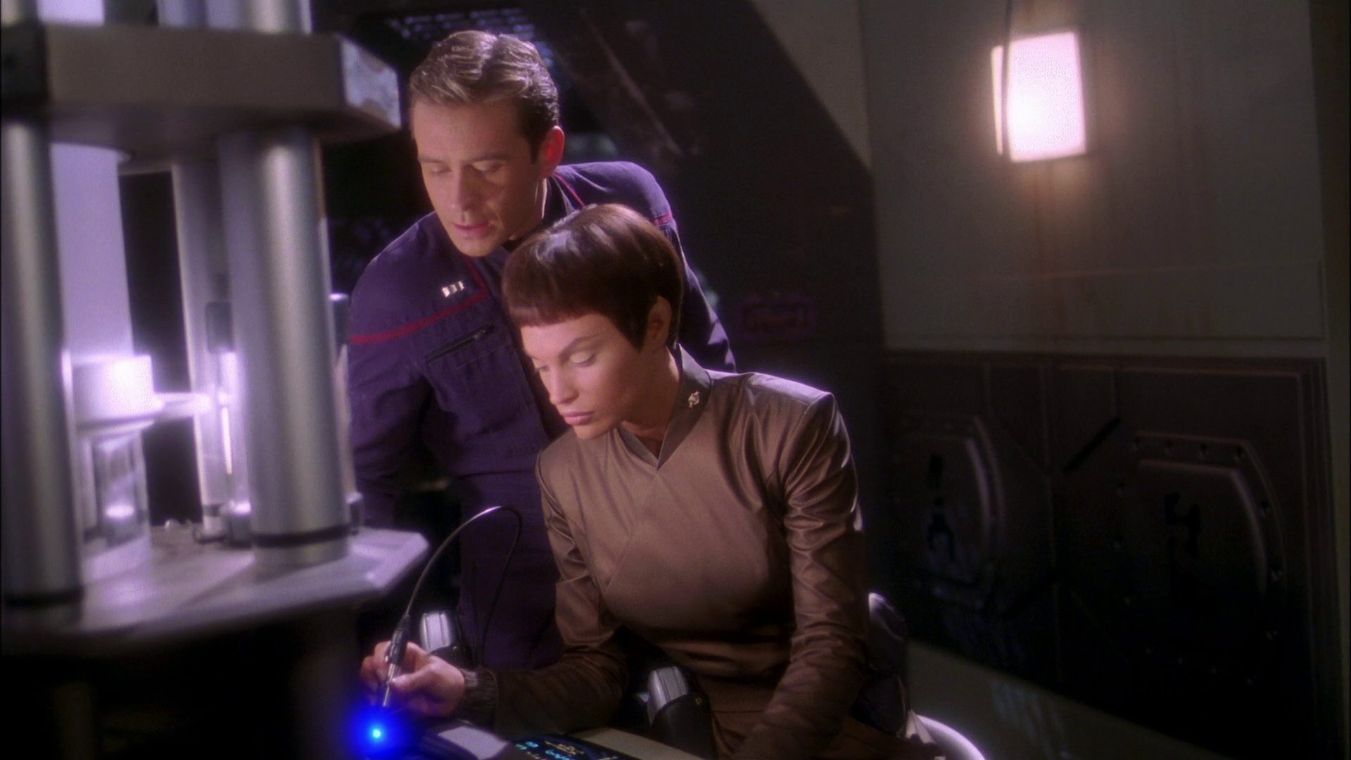 extant_StarTrek_ENT_1x20-Oasis_1247.jpg