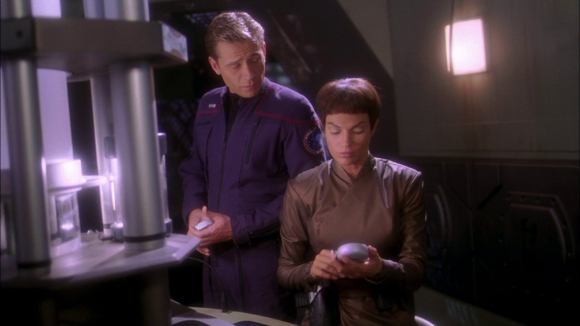 extant_StarTrek_ENT_1x20-Oasis_1264.jpg