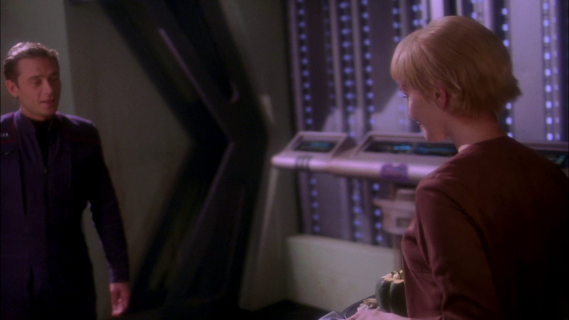 extant_StarTrek_ENT_1x20-Oasis_1346.jpg