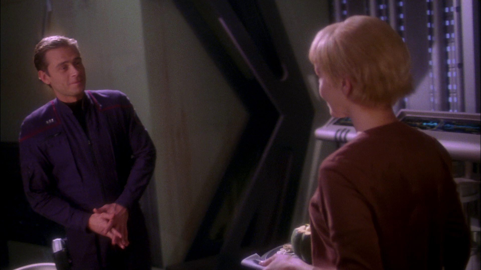 extant_StarTrek_ENT_1x20-Oasis_1347.jpg