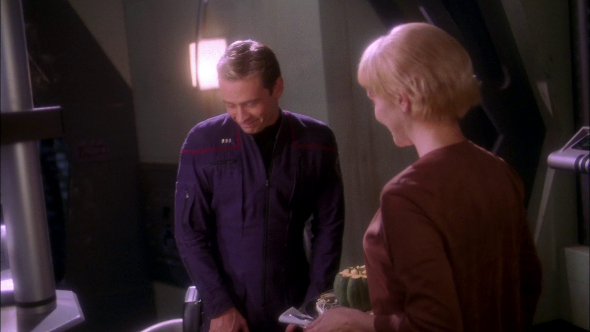 extant_StarTrek_ENT_1x20-Oasis_1354.jpg