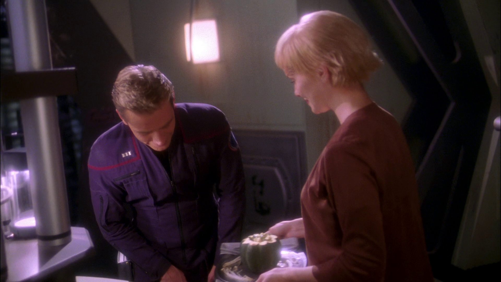 extant_StarTrek_ENT_1x20-Oasis_1355.jpg