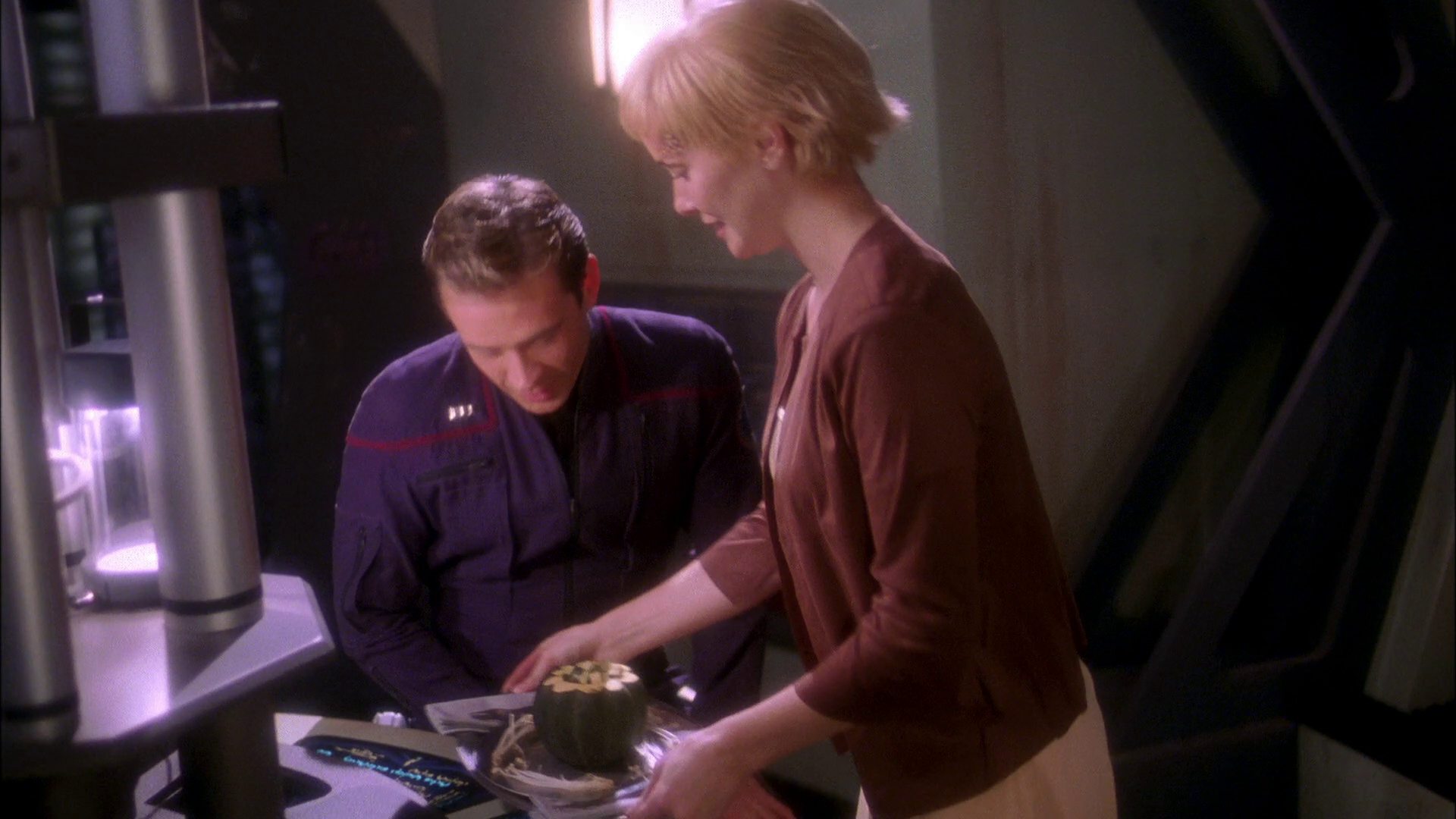 extant_StarTrek_ENT_1x20-Oasis_1356.jpg