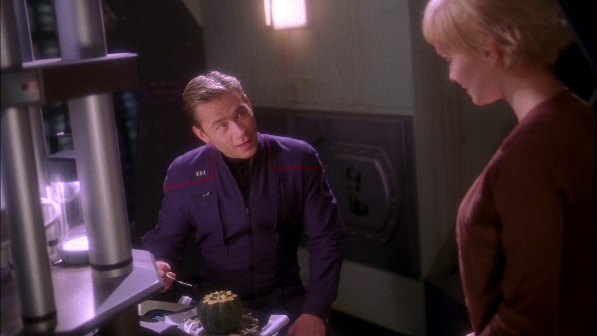 extant_StarTrek_ENT_1x20-Oasis_1361.jpg