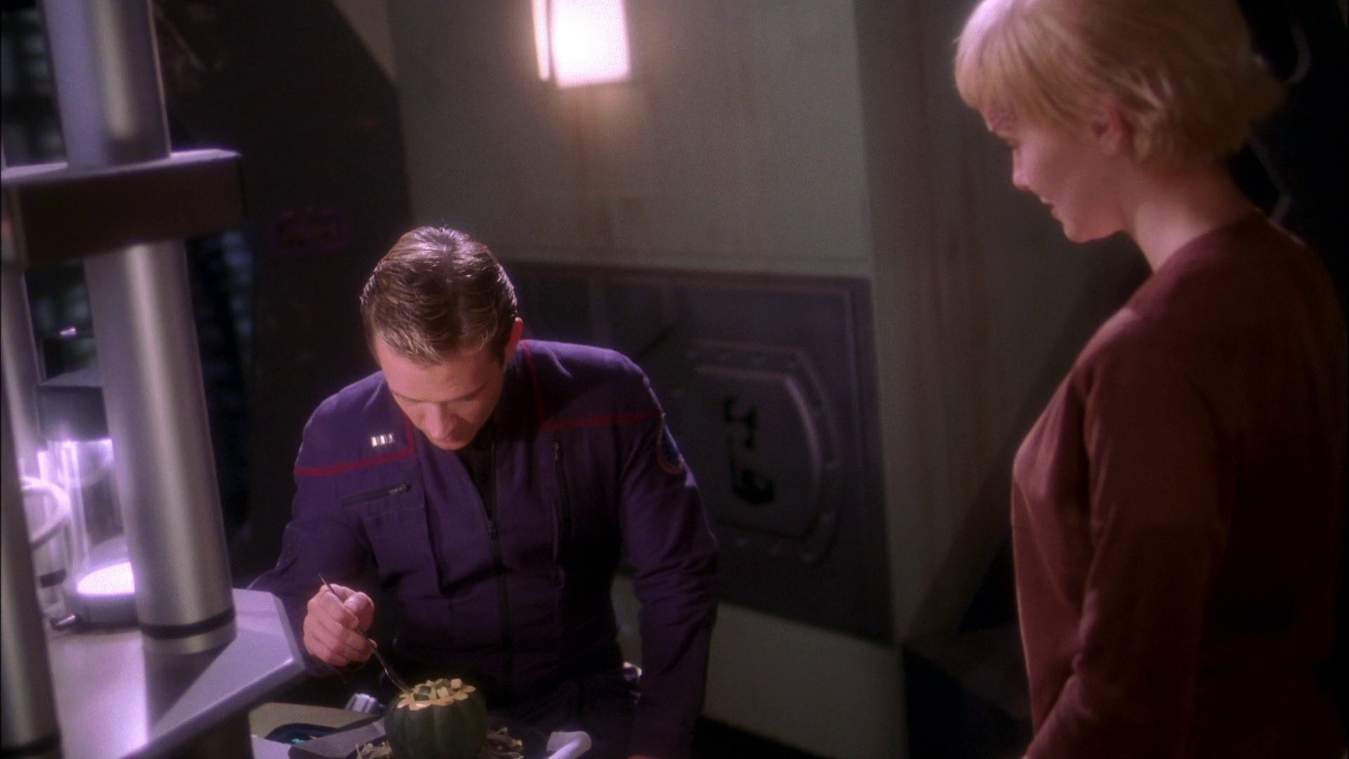 extant_StarTrek_ENT_1x20-Oasis_1363.jpg