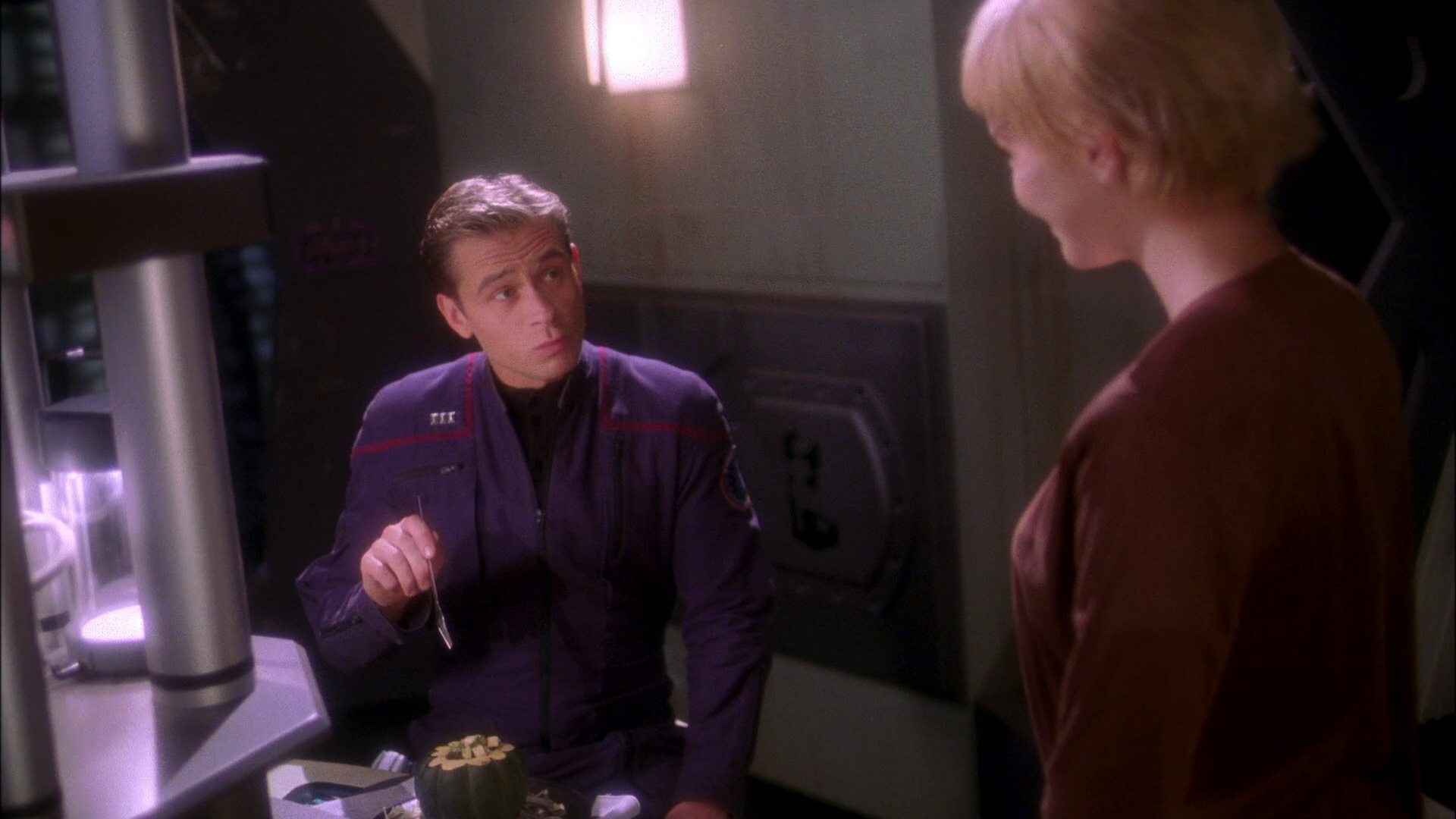 extant_StarTrek_ENT_1x20-Oasis_1375.jpg