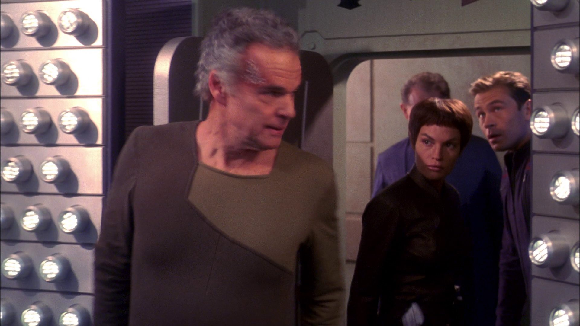 extant_StarTrek_ENT_1x20-Oasis_1496.jpg