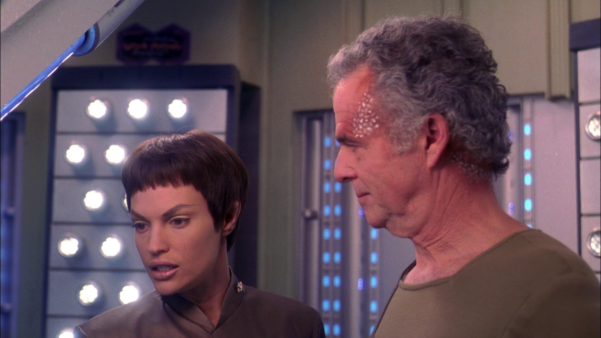extant_StarTrek_ENT_1x20-Oasis_1519.jpg