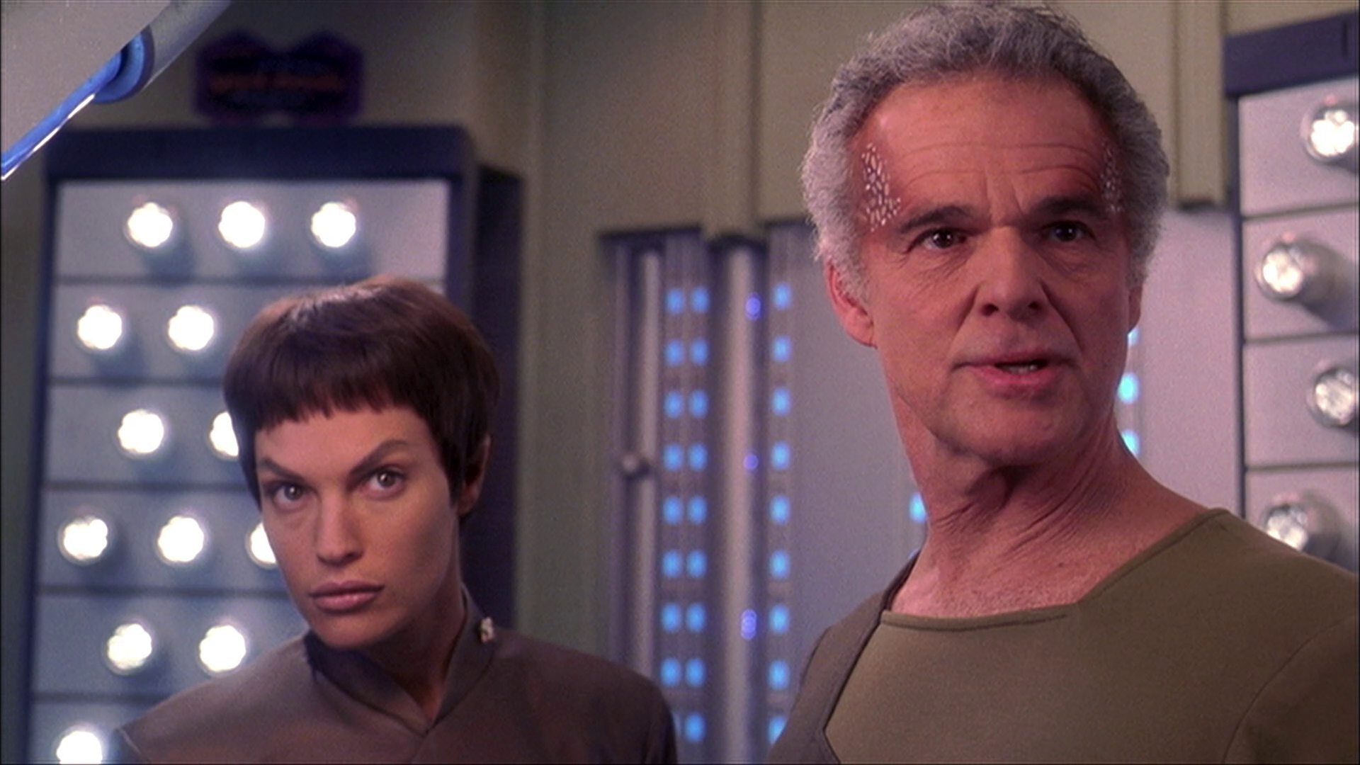 extant_StarTrek_ENT_1x20-Oasis_1555.jpg