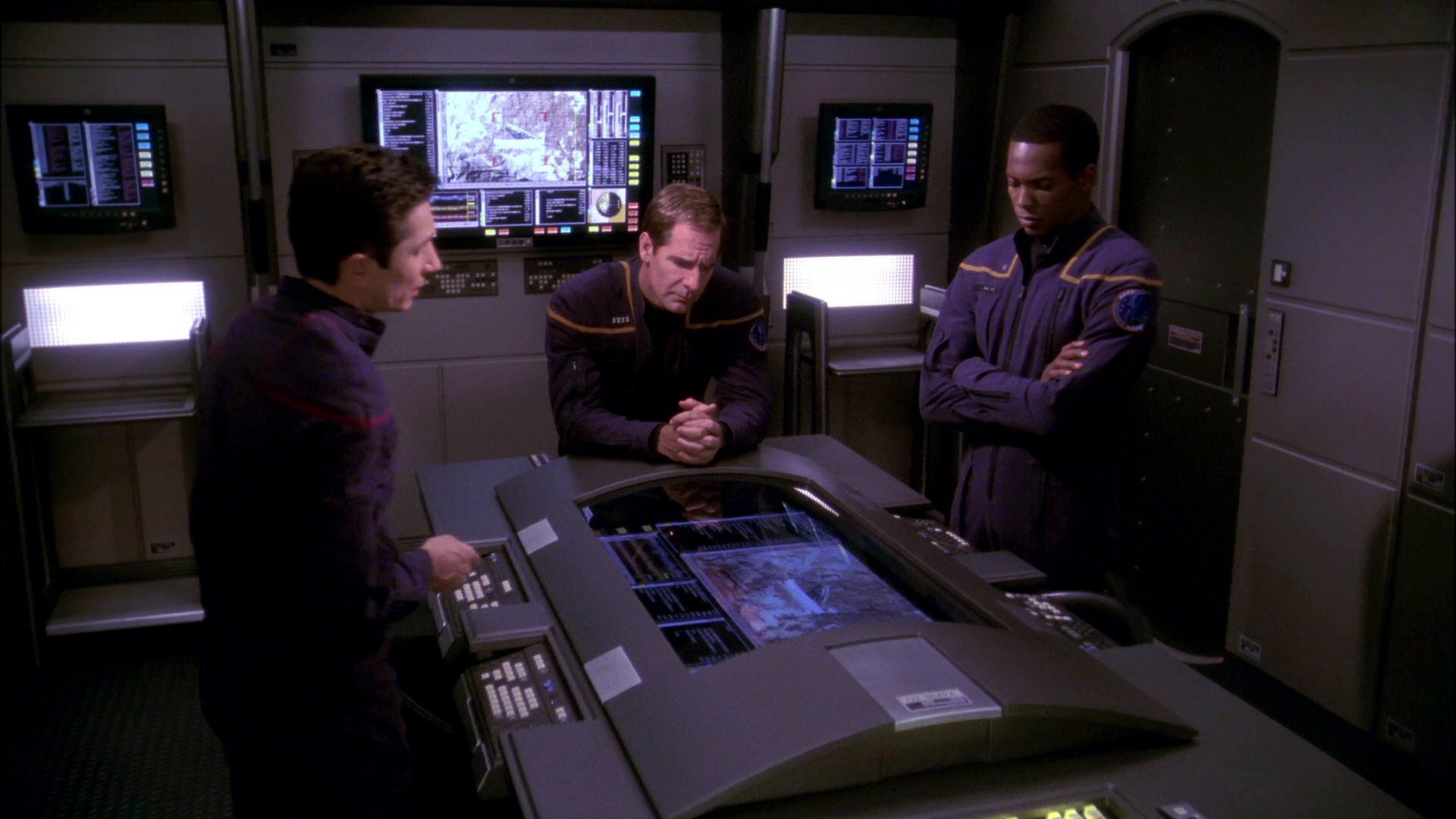extant_StarTrek_ENT_1x20-Oasis_1612.jpg