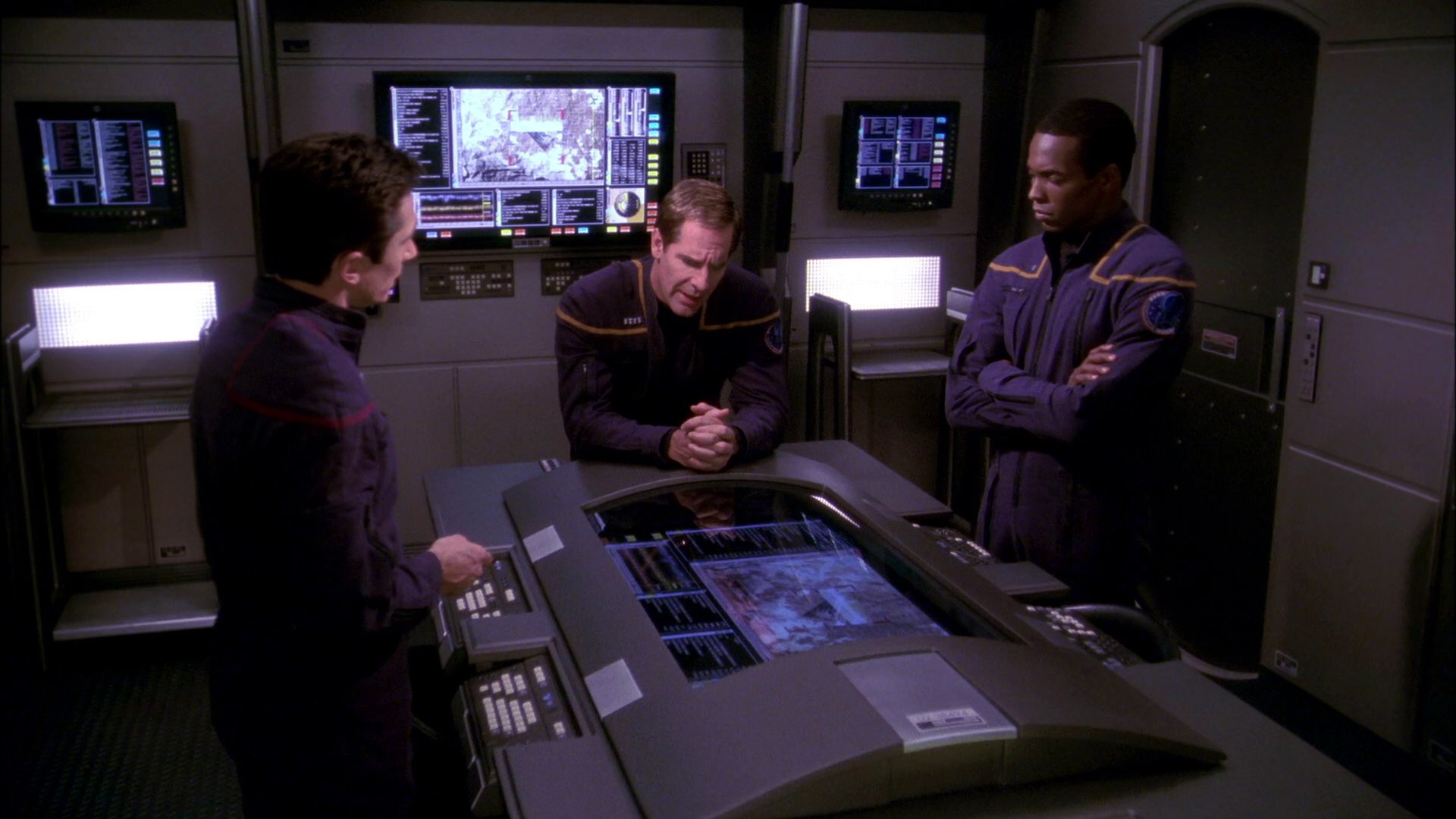 extant_StarTrek_ENT_1x20-Oasis_1614.jpg