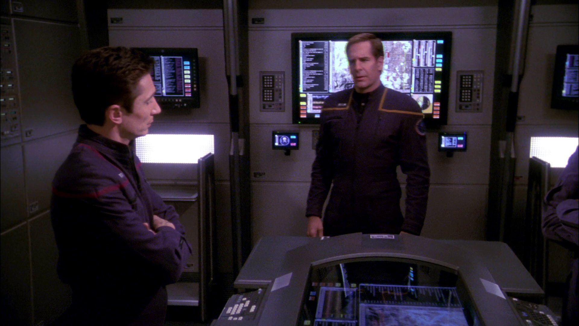 extant_StarTrek_ENT_1x20-Oasis_1633.jpg